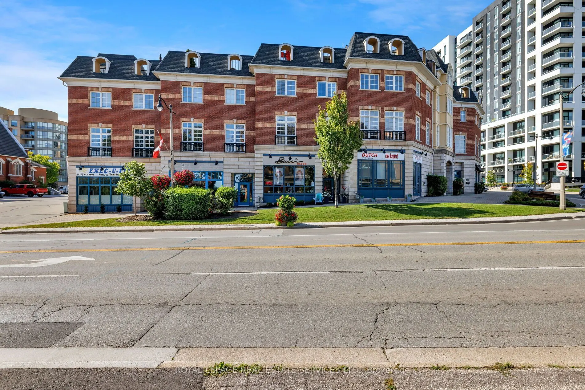 120 Bronte Road #7