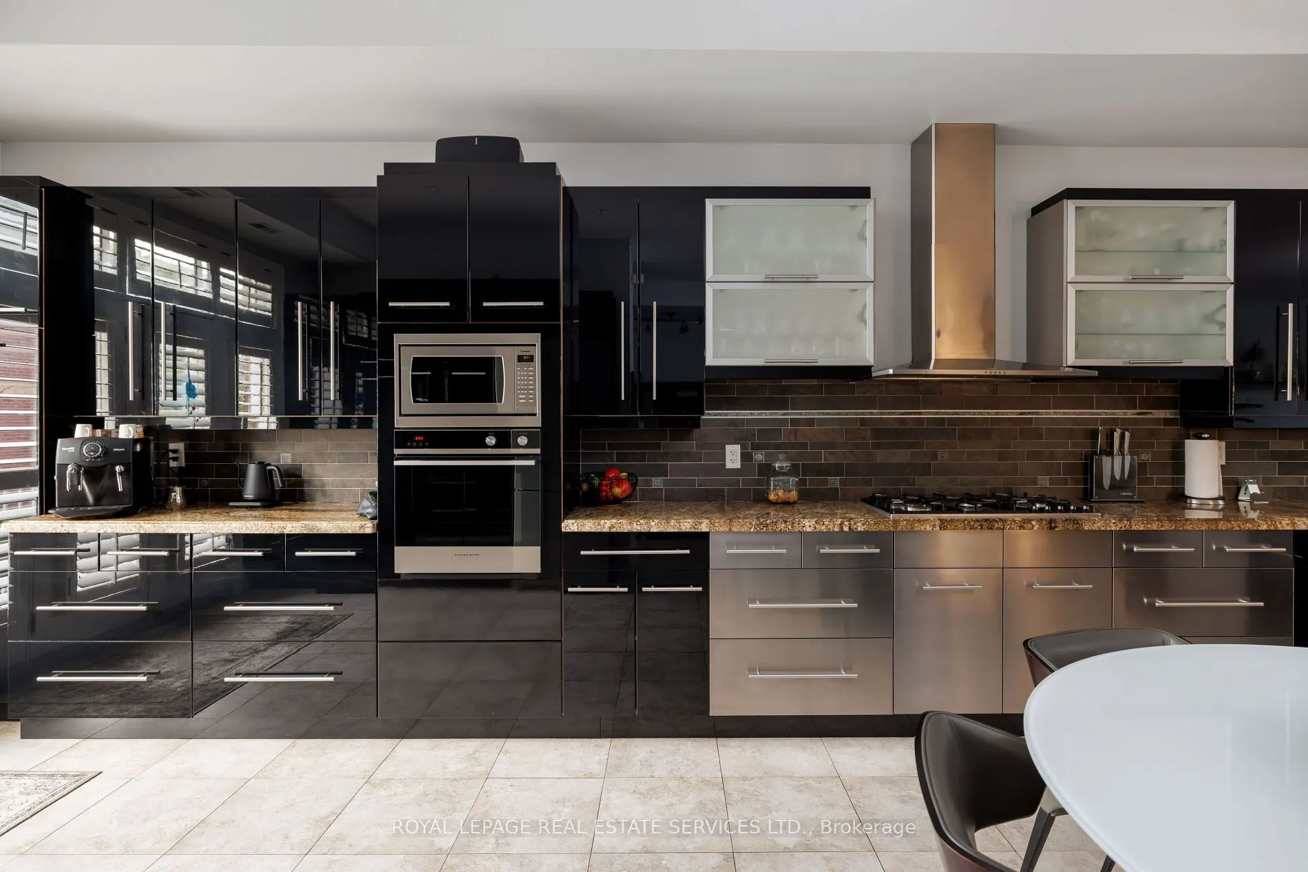 120 Bronte Road #7