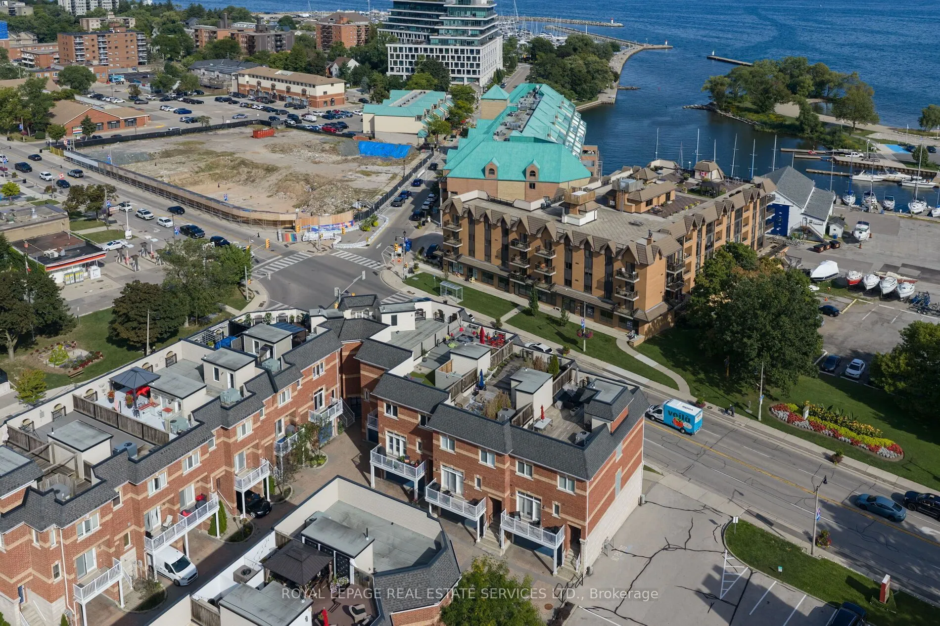 120 Bronte Road #7