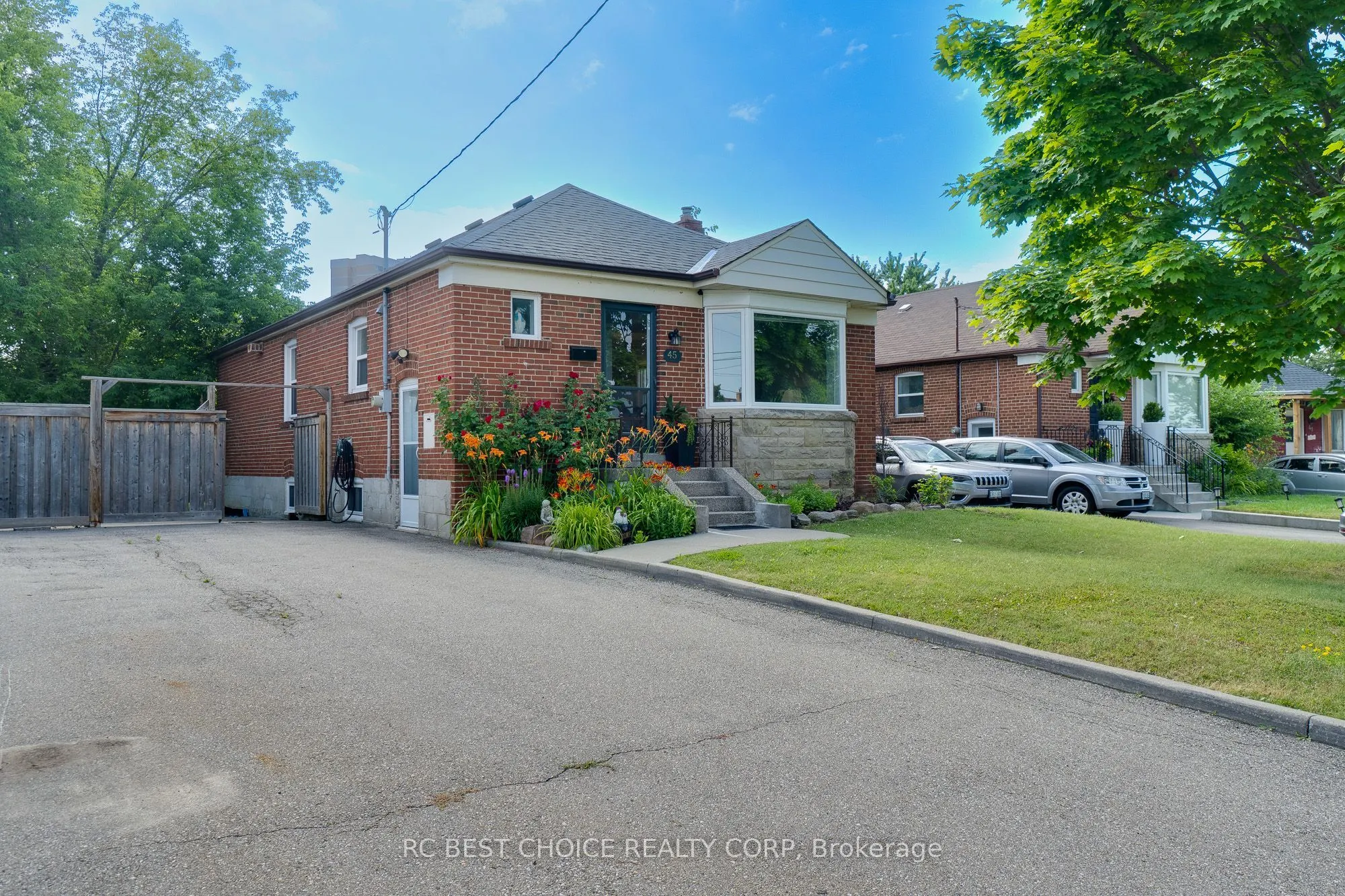45 Mayall Avenue #Main