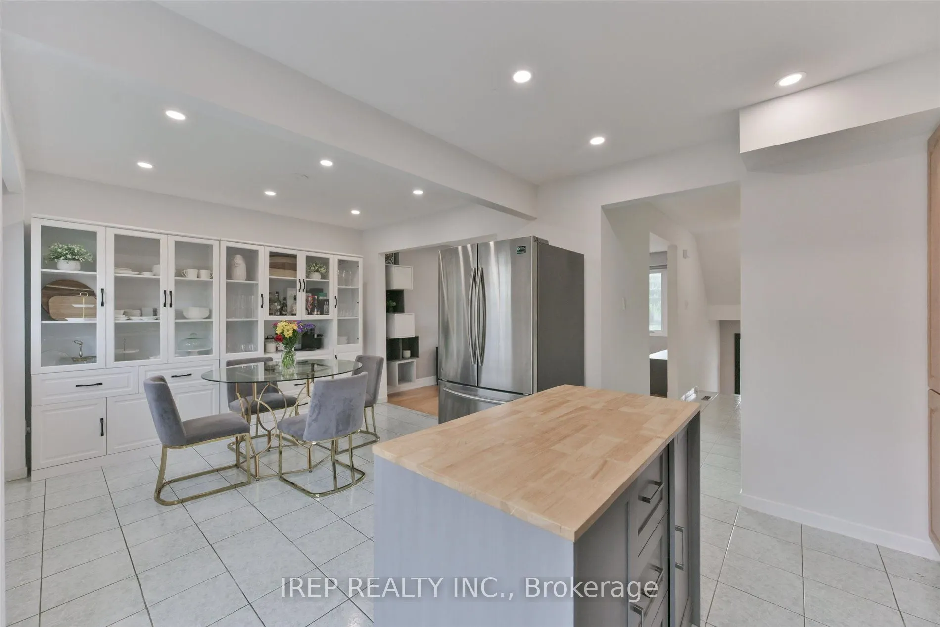 1055 Shawnmarr Road #43