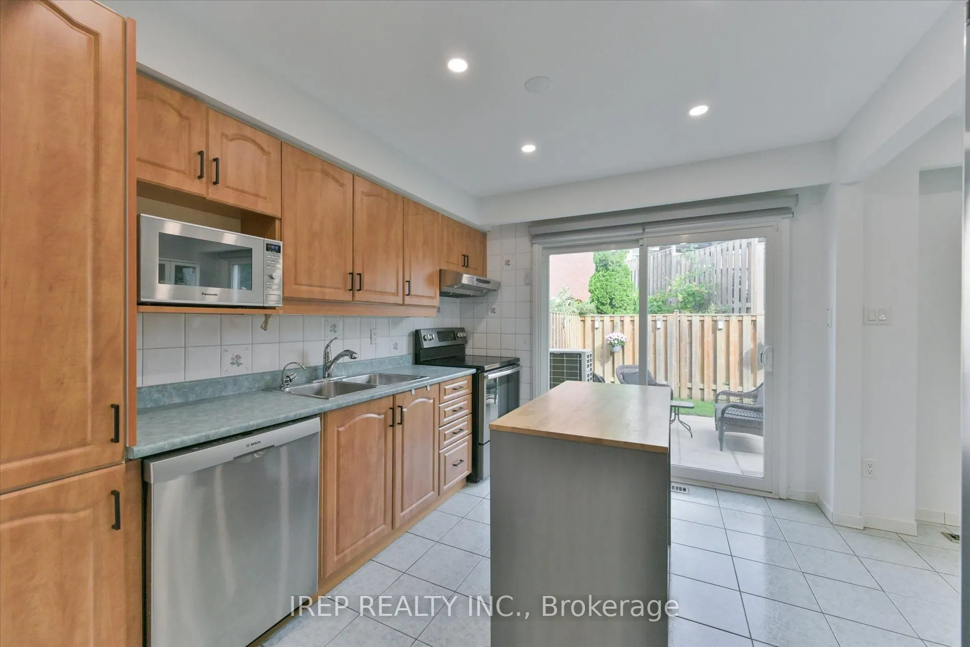 1055 Shawnmarr Road #43