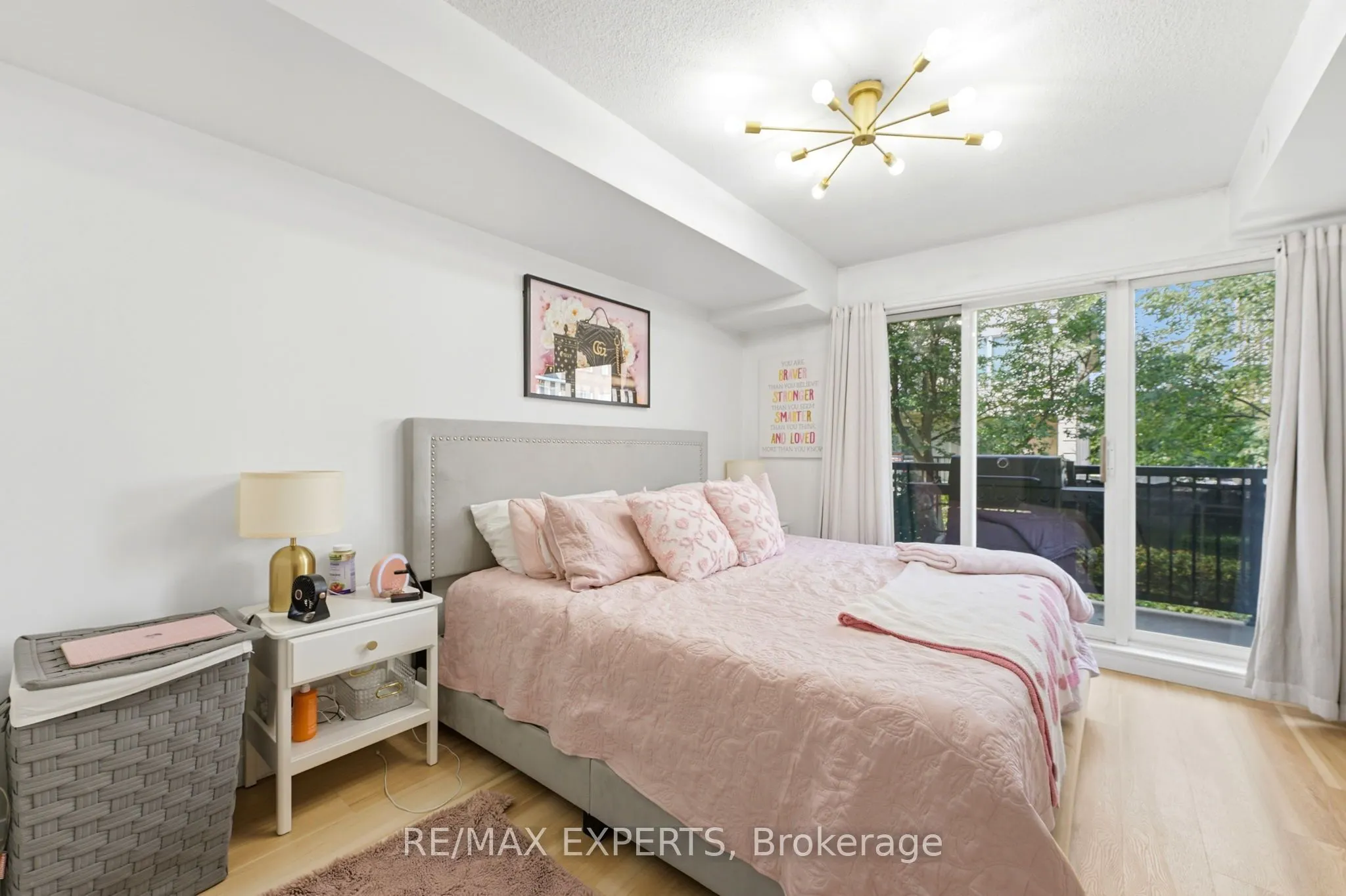 85 George Appleton Way #2025