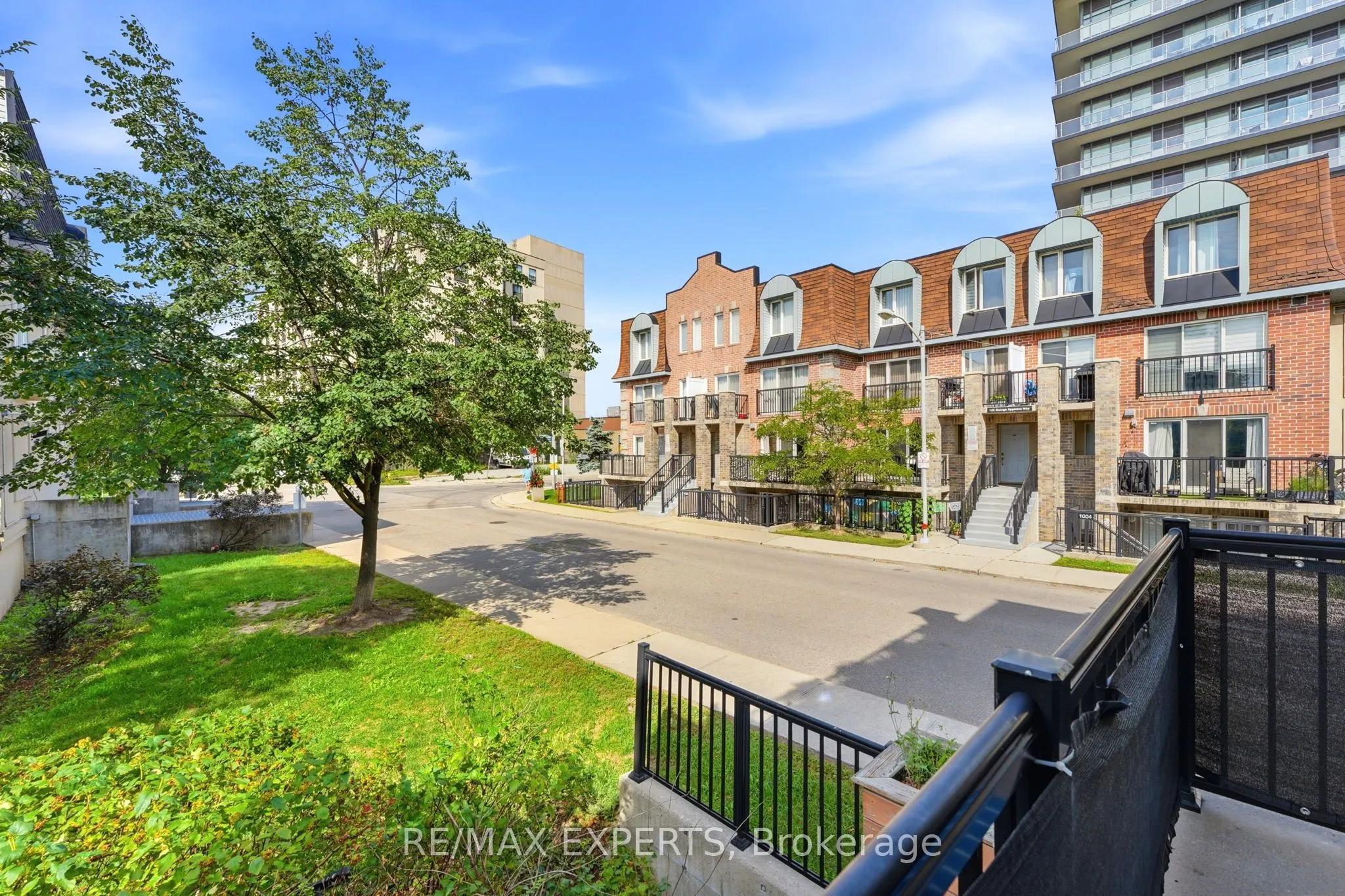 85 George Appleton Way #2025