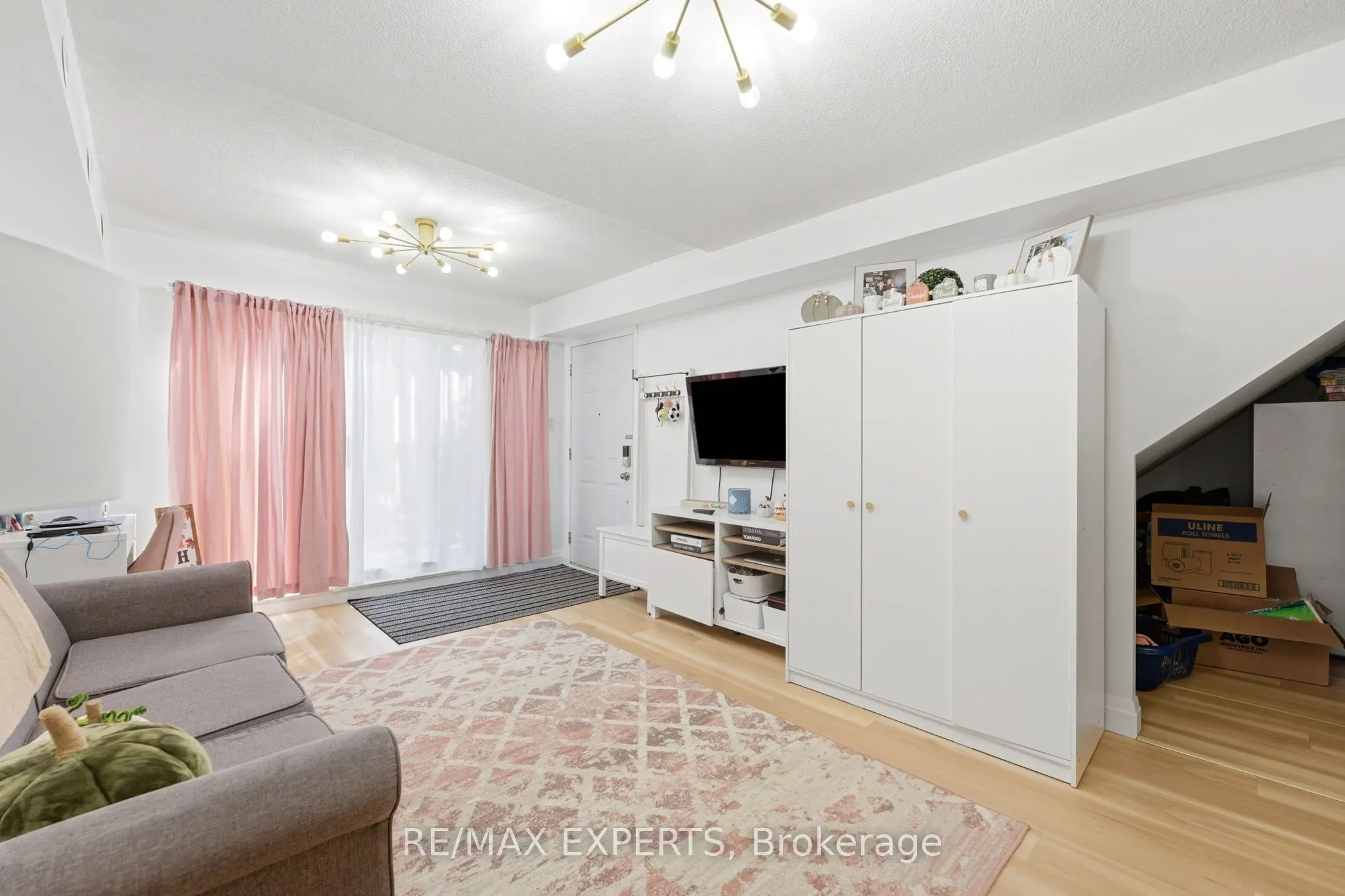 85 George Appleton Way #2025
