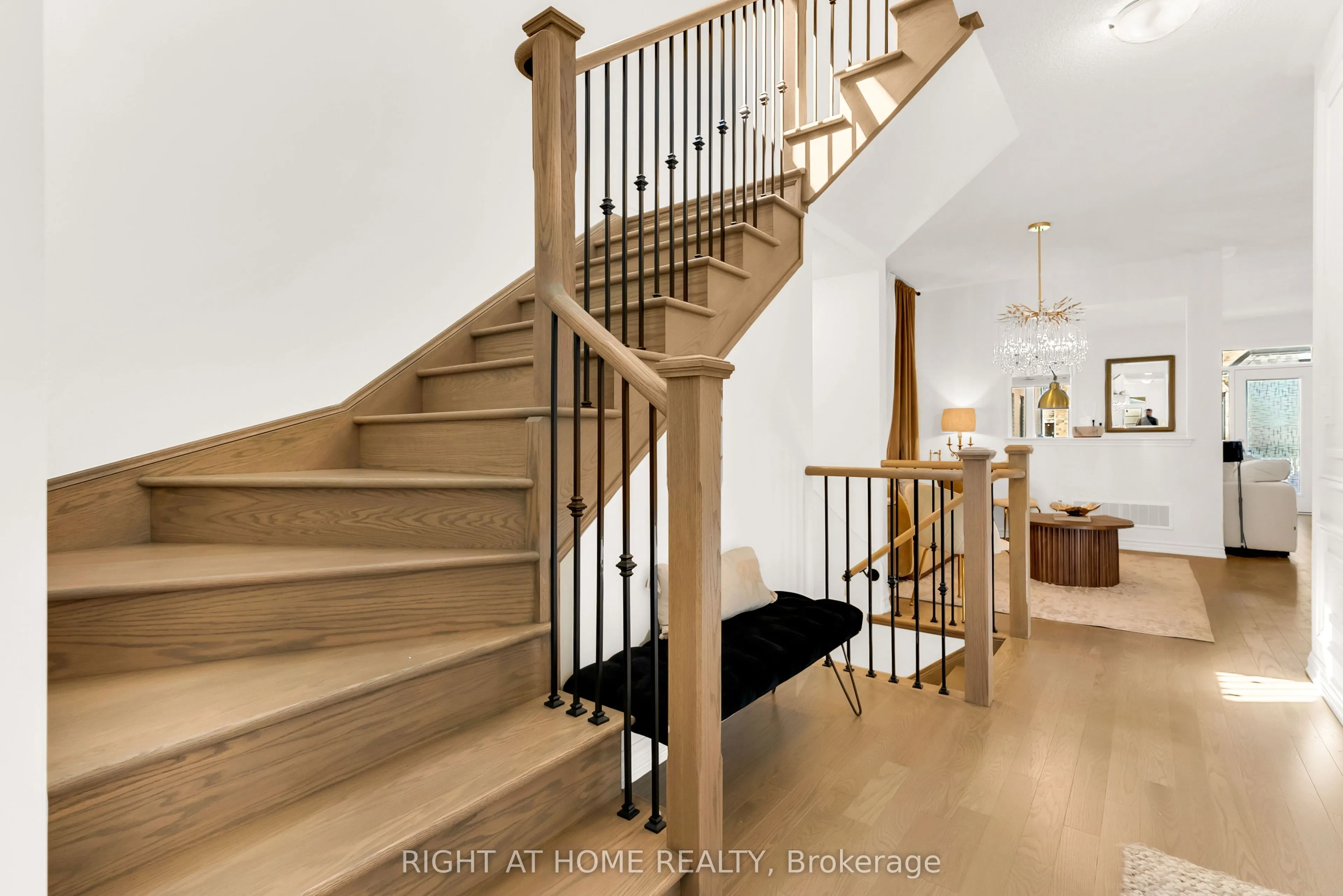 1544 Buttercup Court