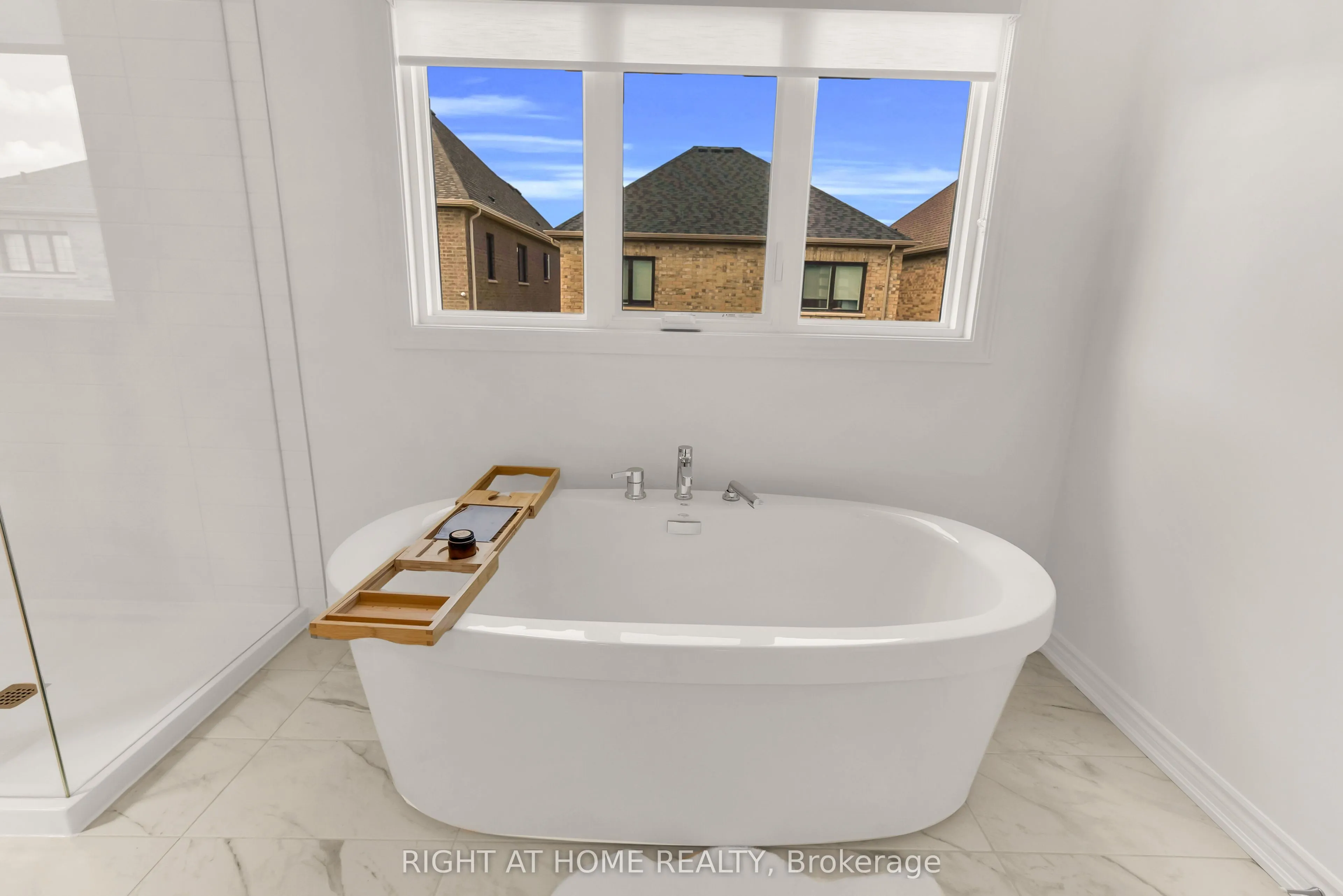 1544 Buttercup Court