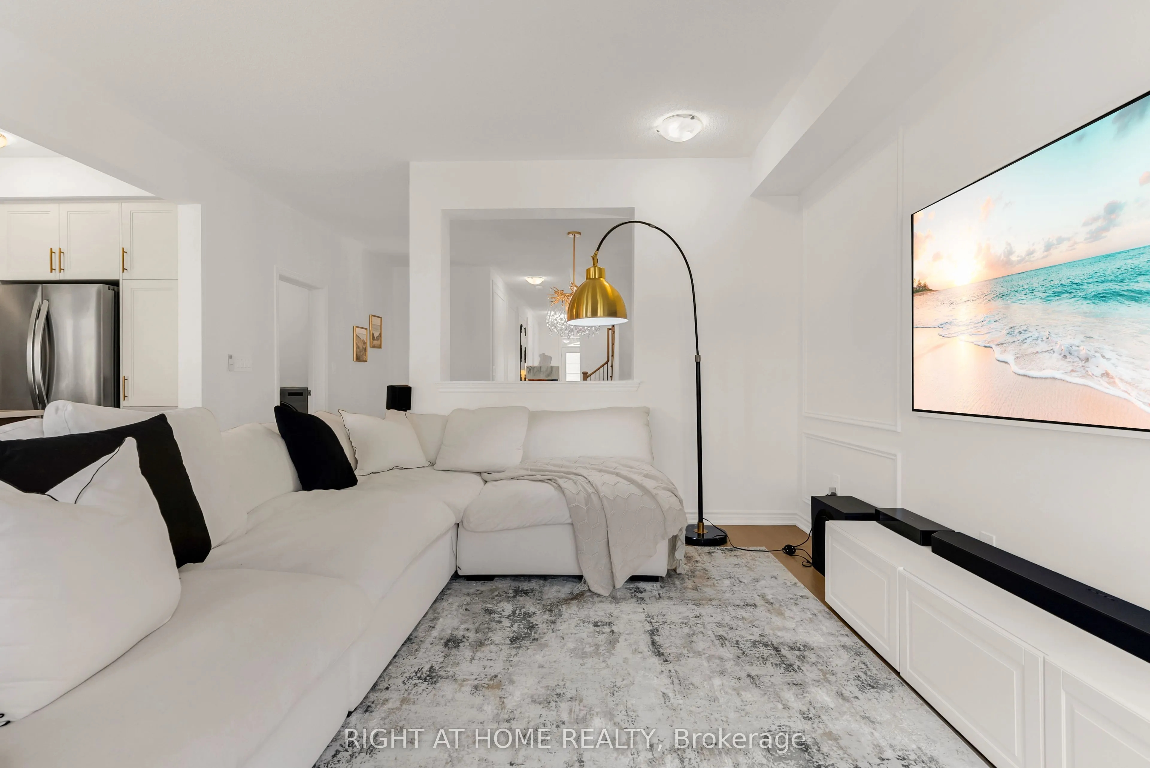 1544 Buttercup Court