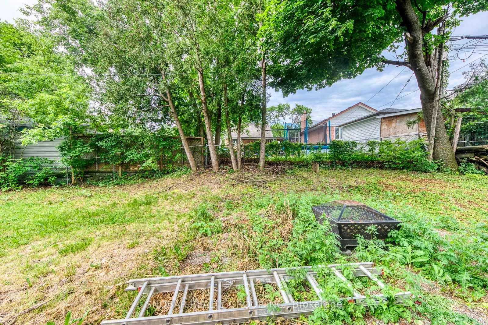 42 Clearbrooke Circle
