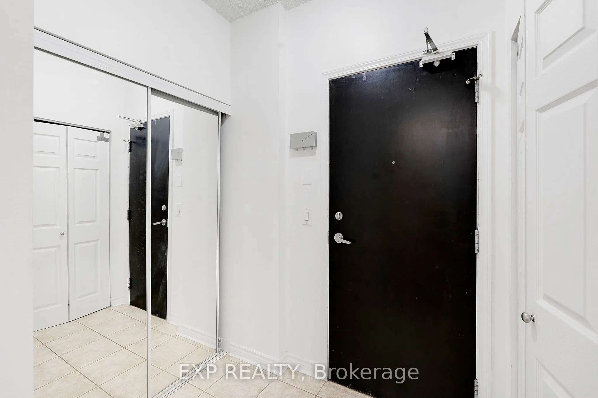 388 Prince Of Wales Drive #3003
