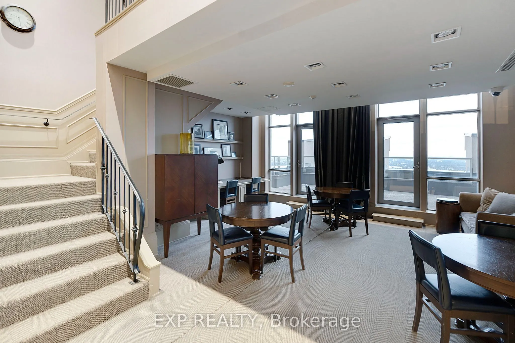 388 Prince Of Wales Drive #3003