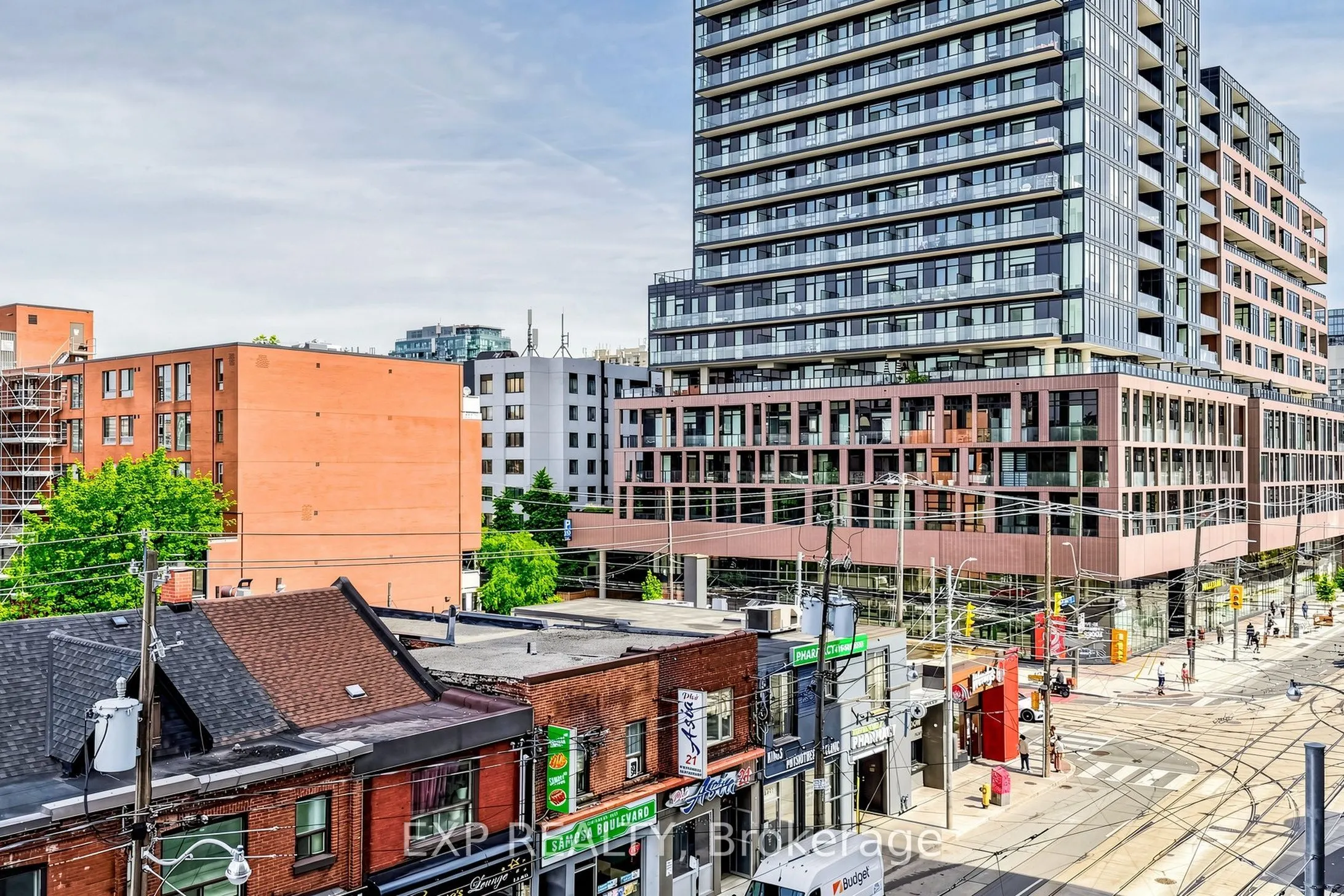 270 dufferin Street #318