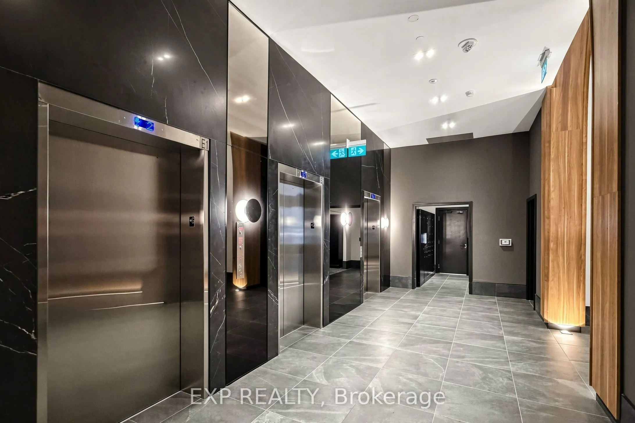 270 dufferin Street #318