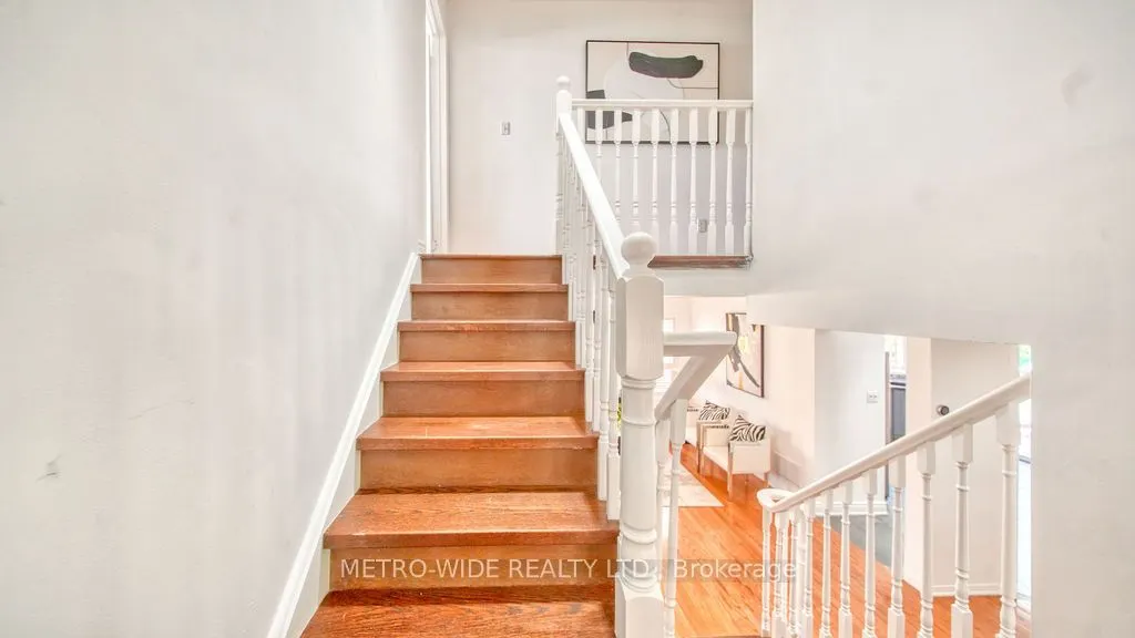 3706 Forest Bluff Crescent