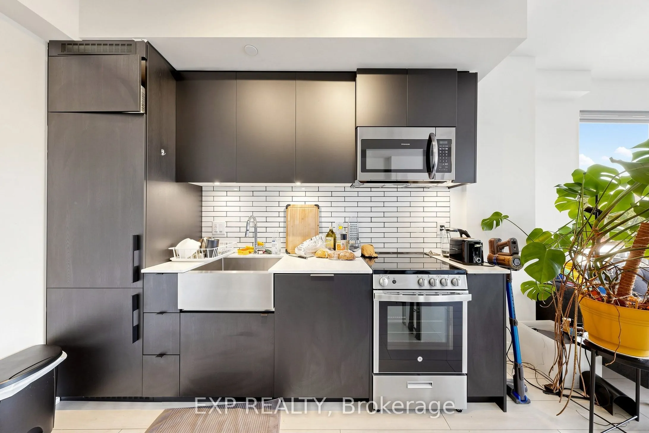 270 Dufferin Street #318