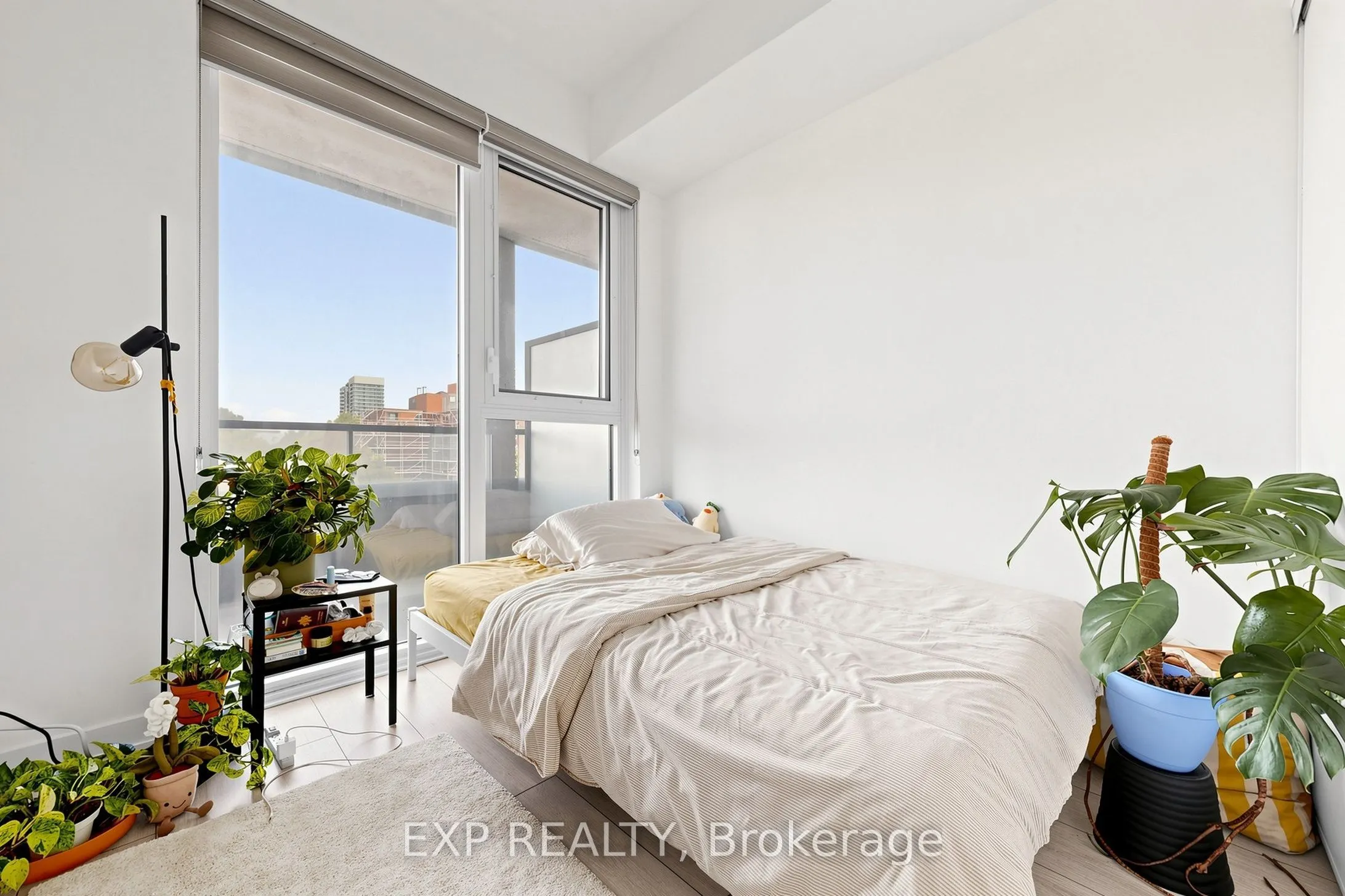 270 Dufferin Street #318