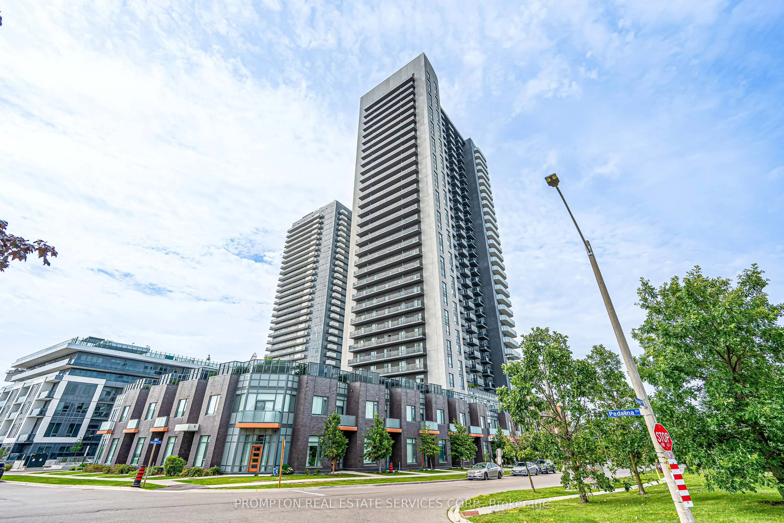 8 Nahani Way #3320