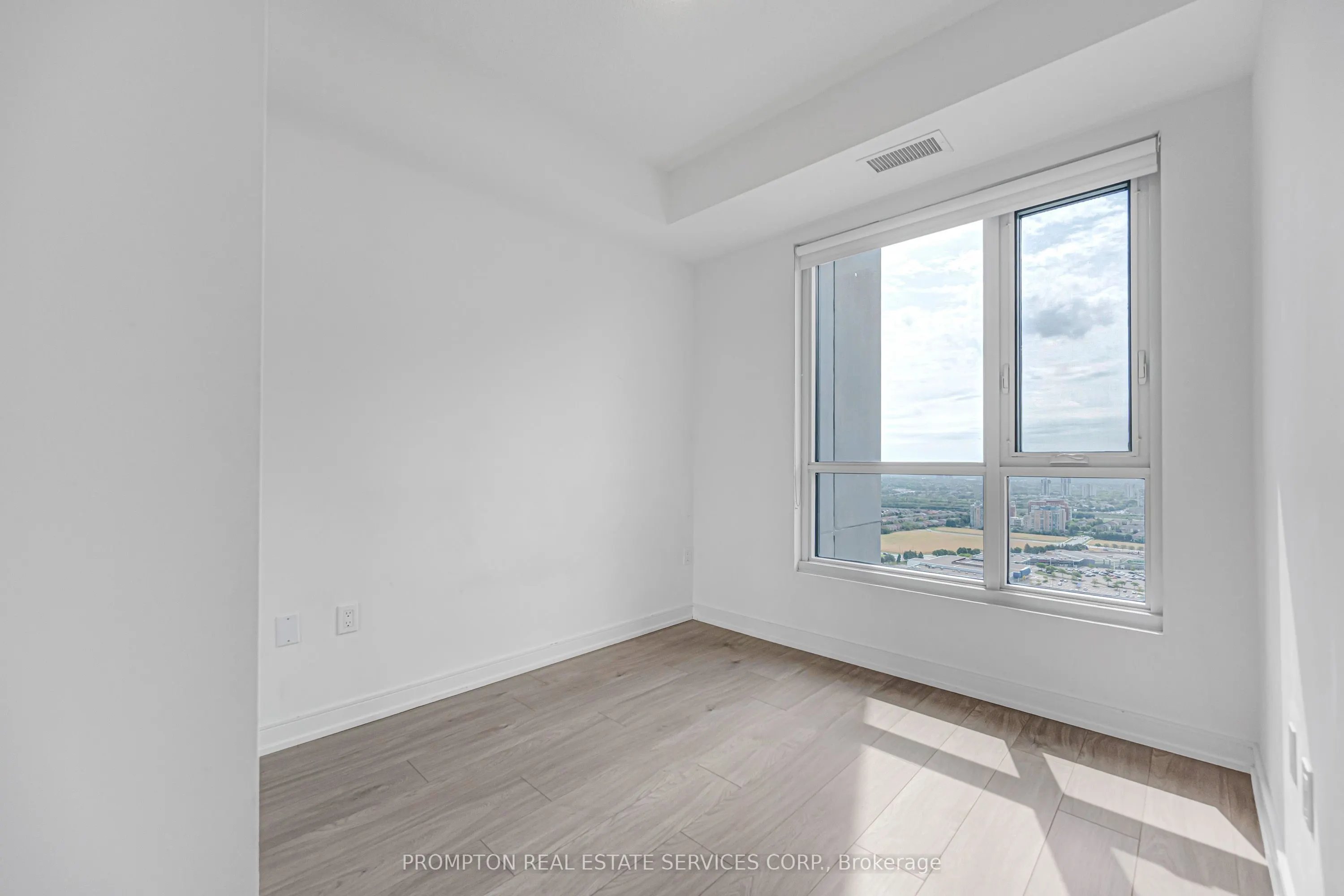 8 Nahani Way #3320