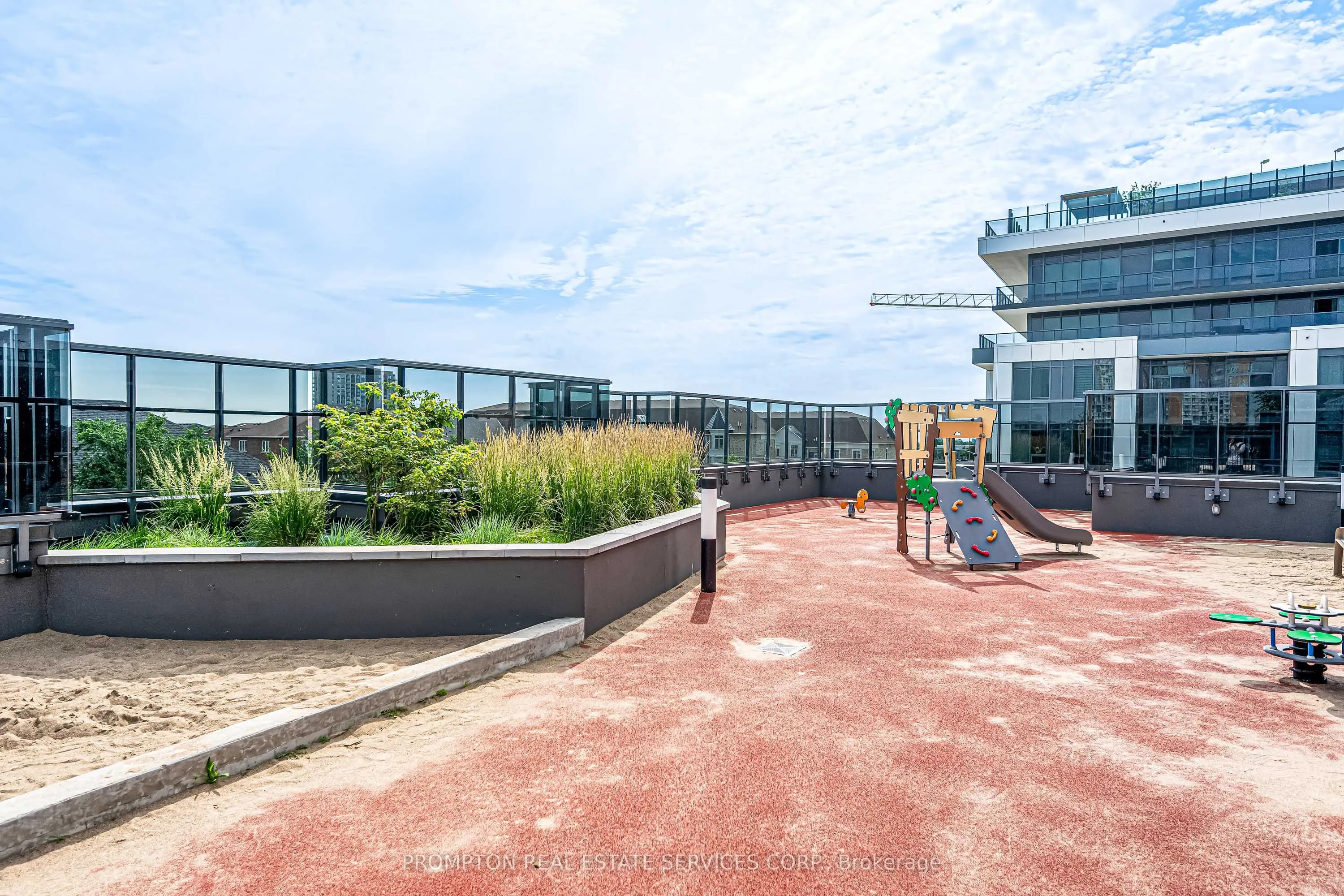 8 Nahani Way #3320