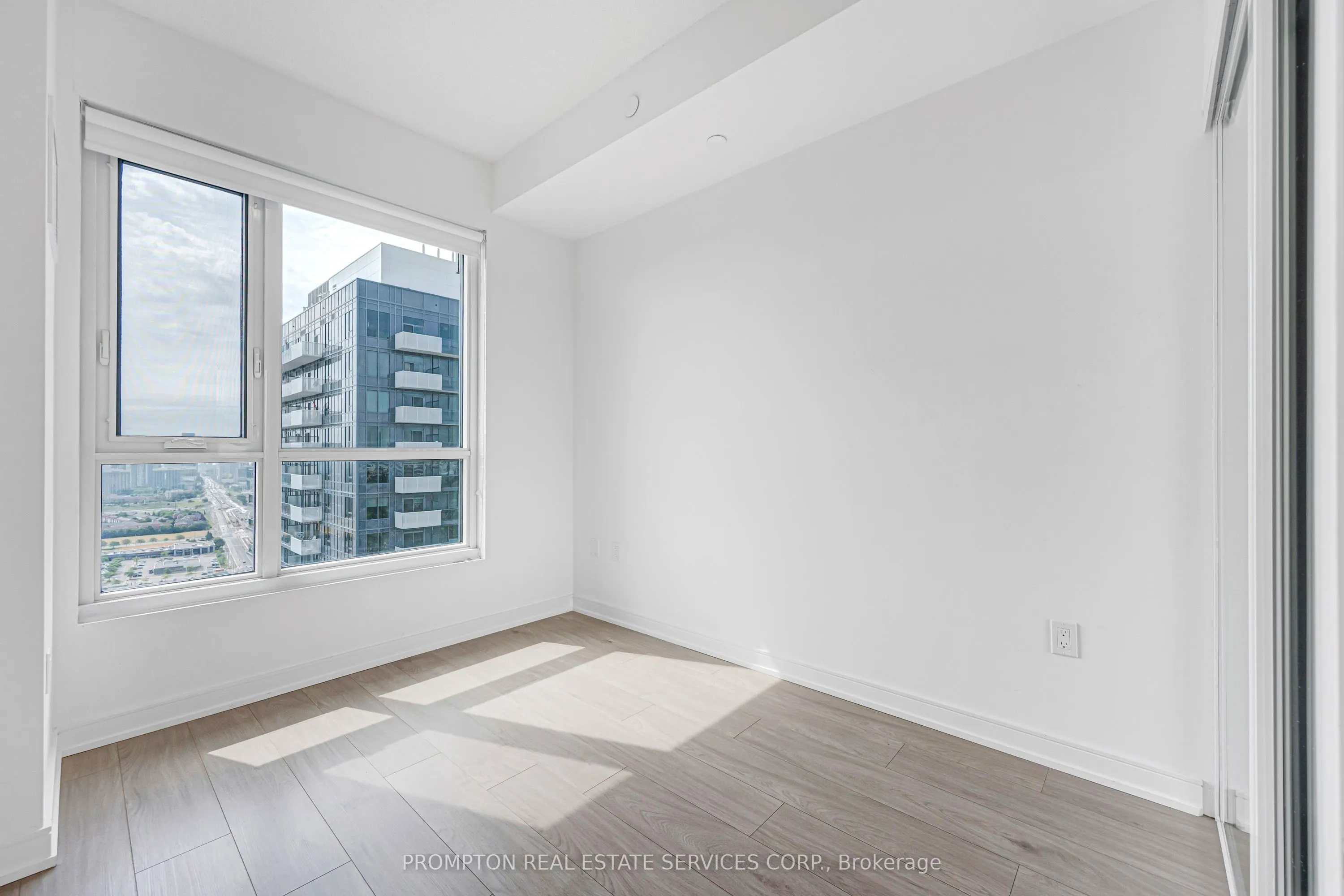 8 Nahani Way #3320