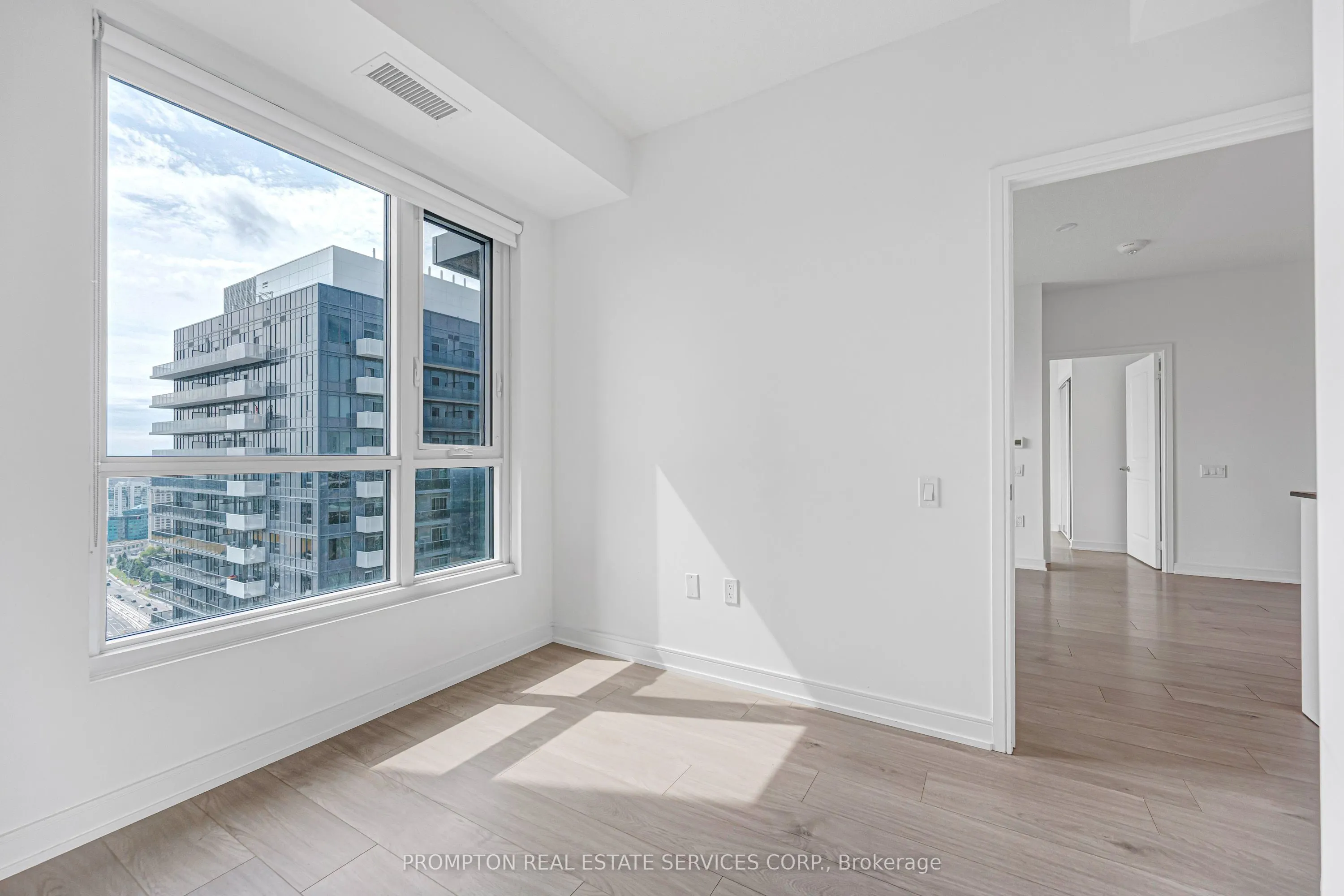 8 Nahani Way #3320