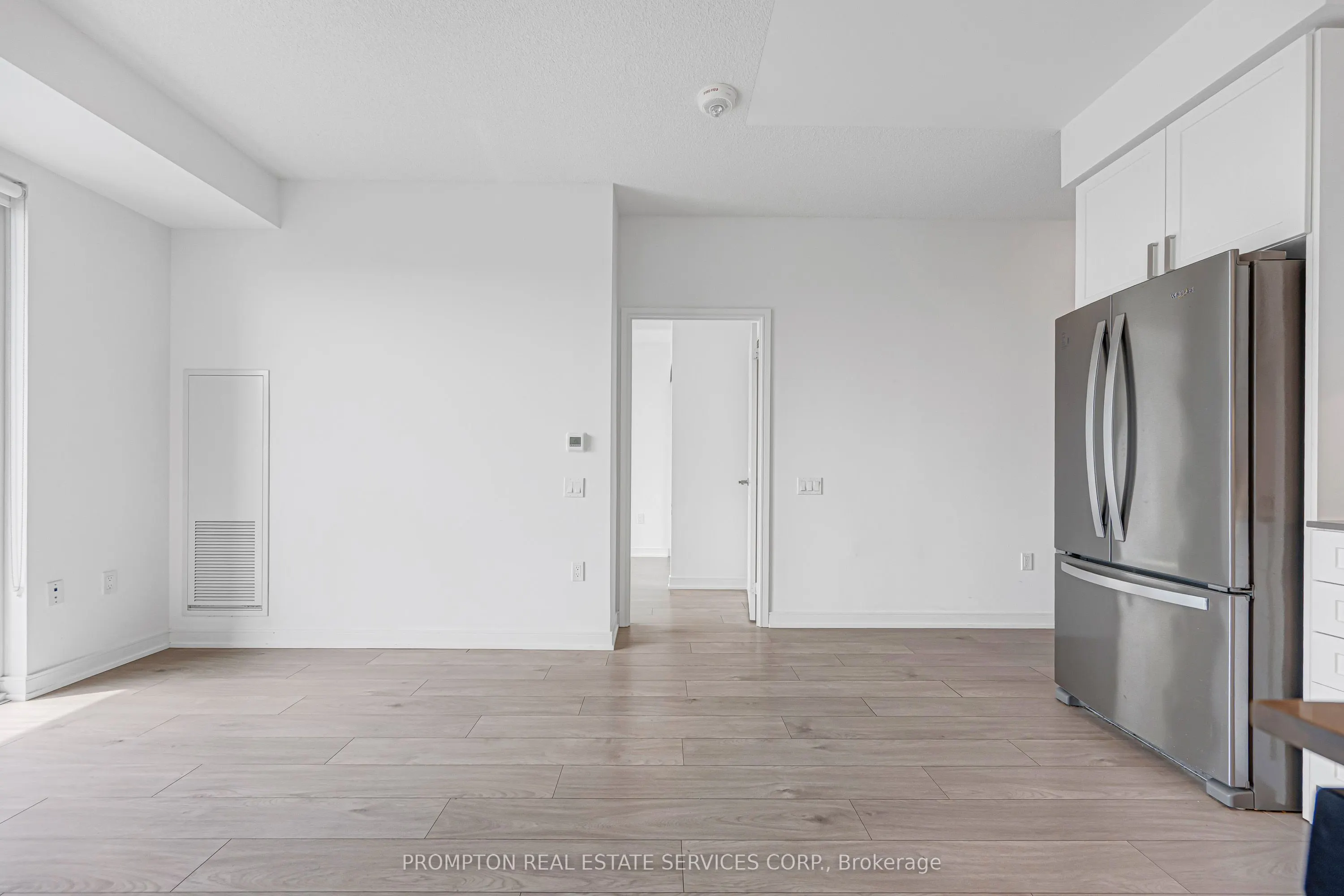 8 Nahani Way #3320