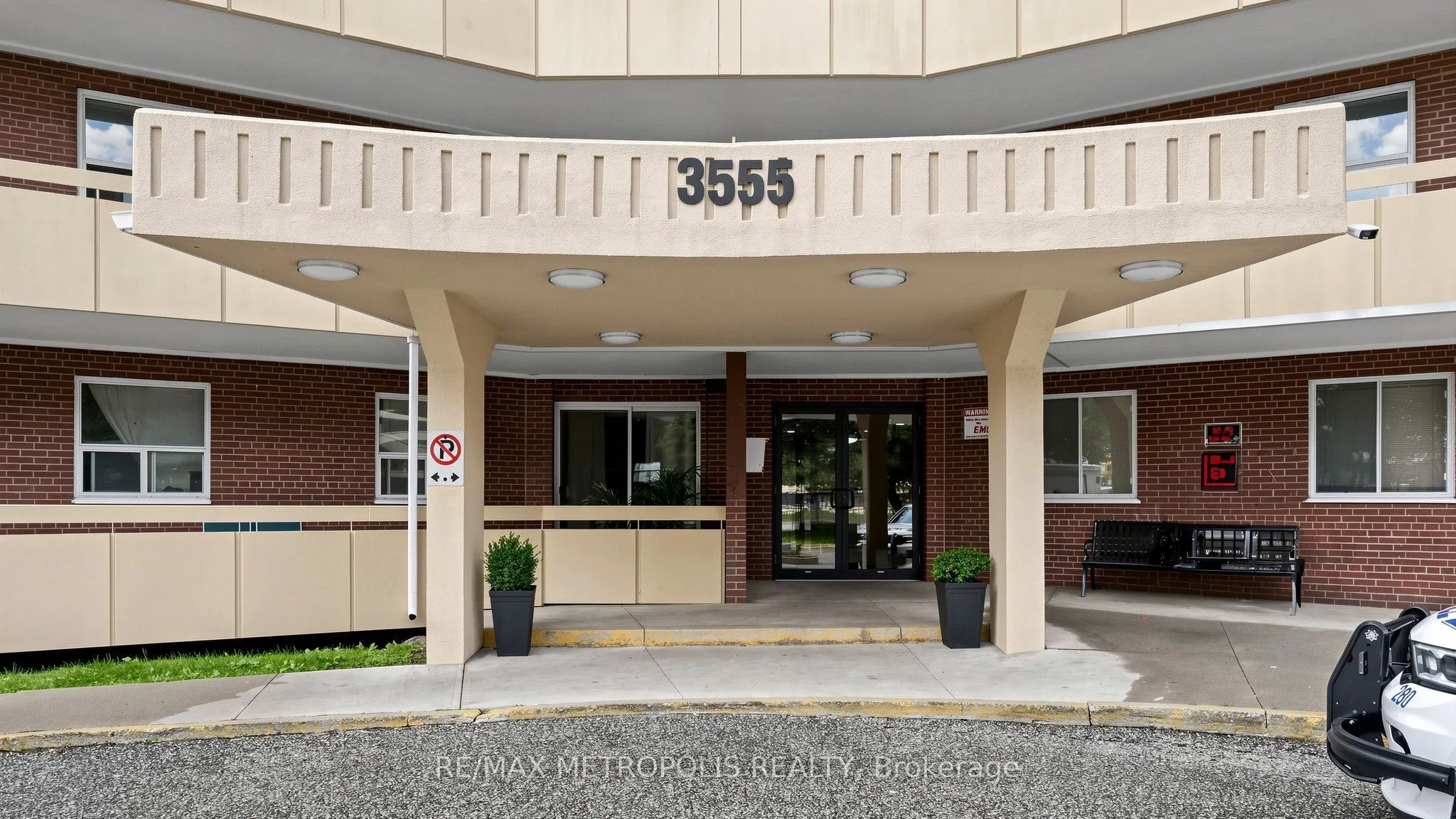 3555 Derry Road E #1006