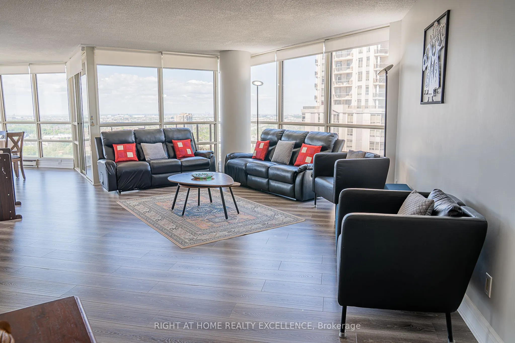 45 Kingsbridge Garden Circle #2410