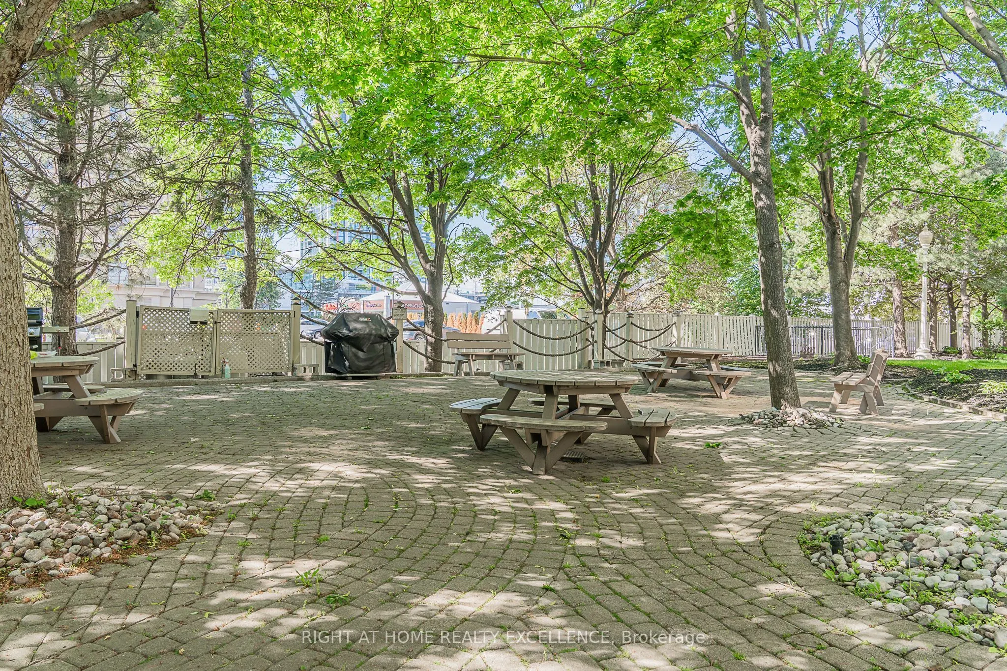 45 Kingsbridge Garden Circle #2410