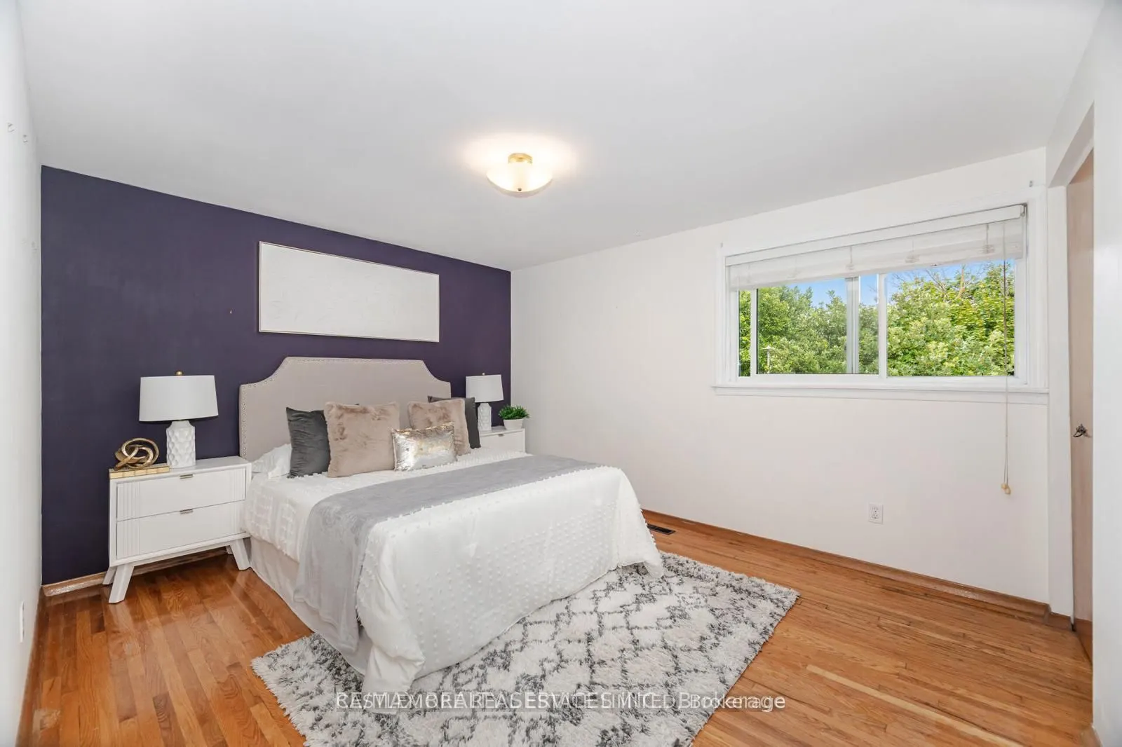 62 ambleside Drive