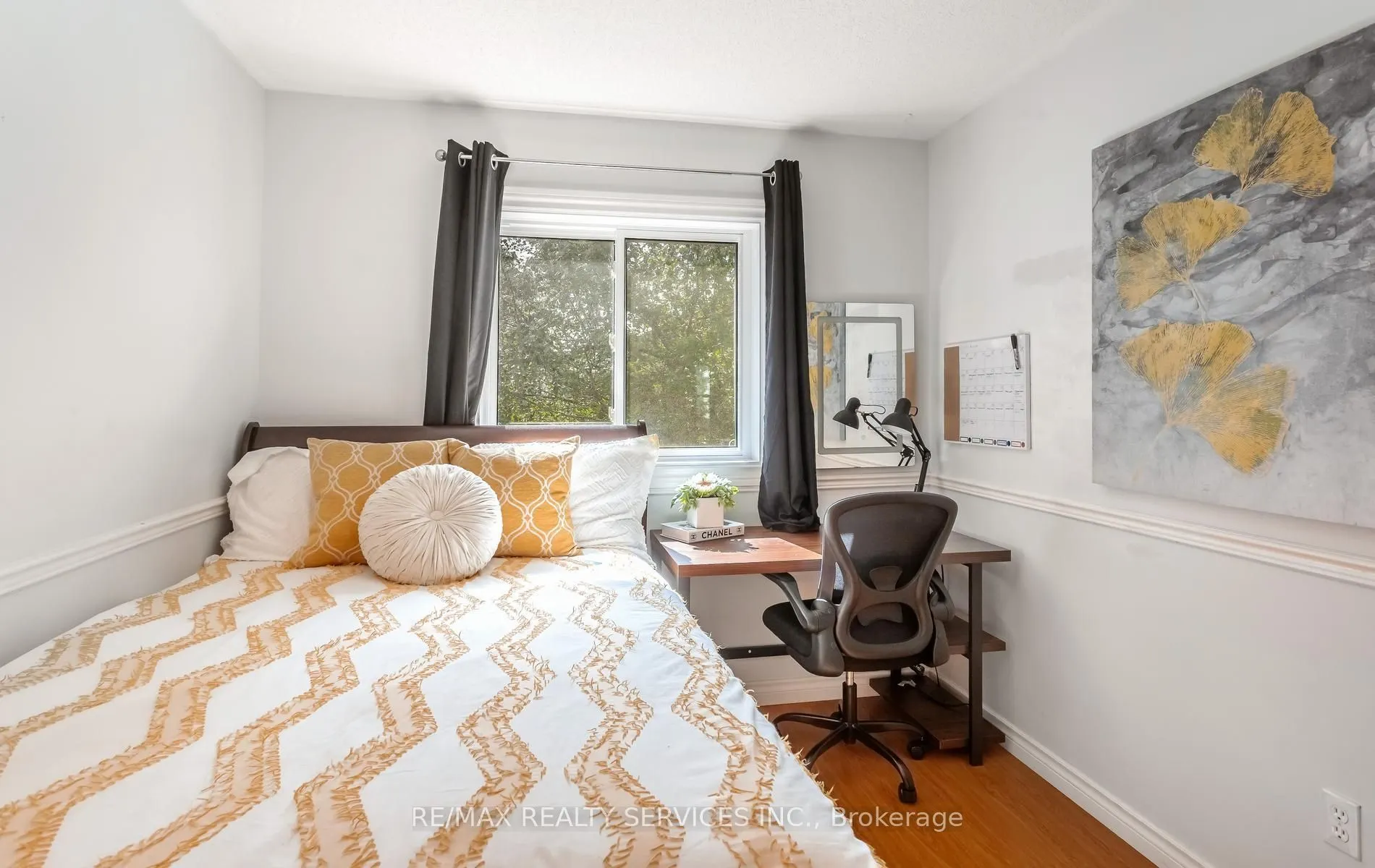 5659 Glen Erin Drive #40