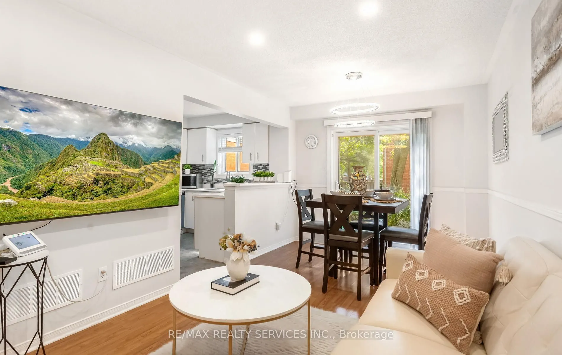 5659 Glen Erin Drive #40
