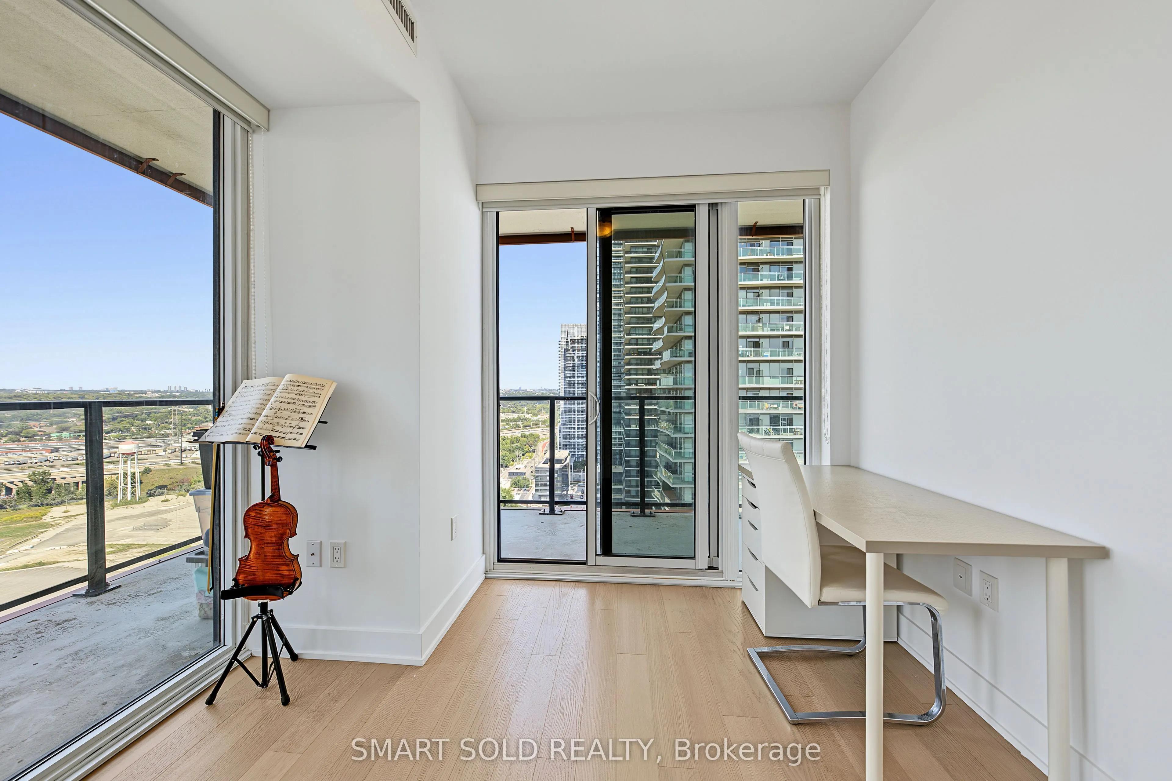 30 Shore Breeze Drive #2313