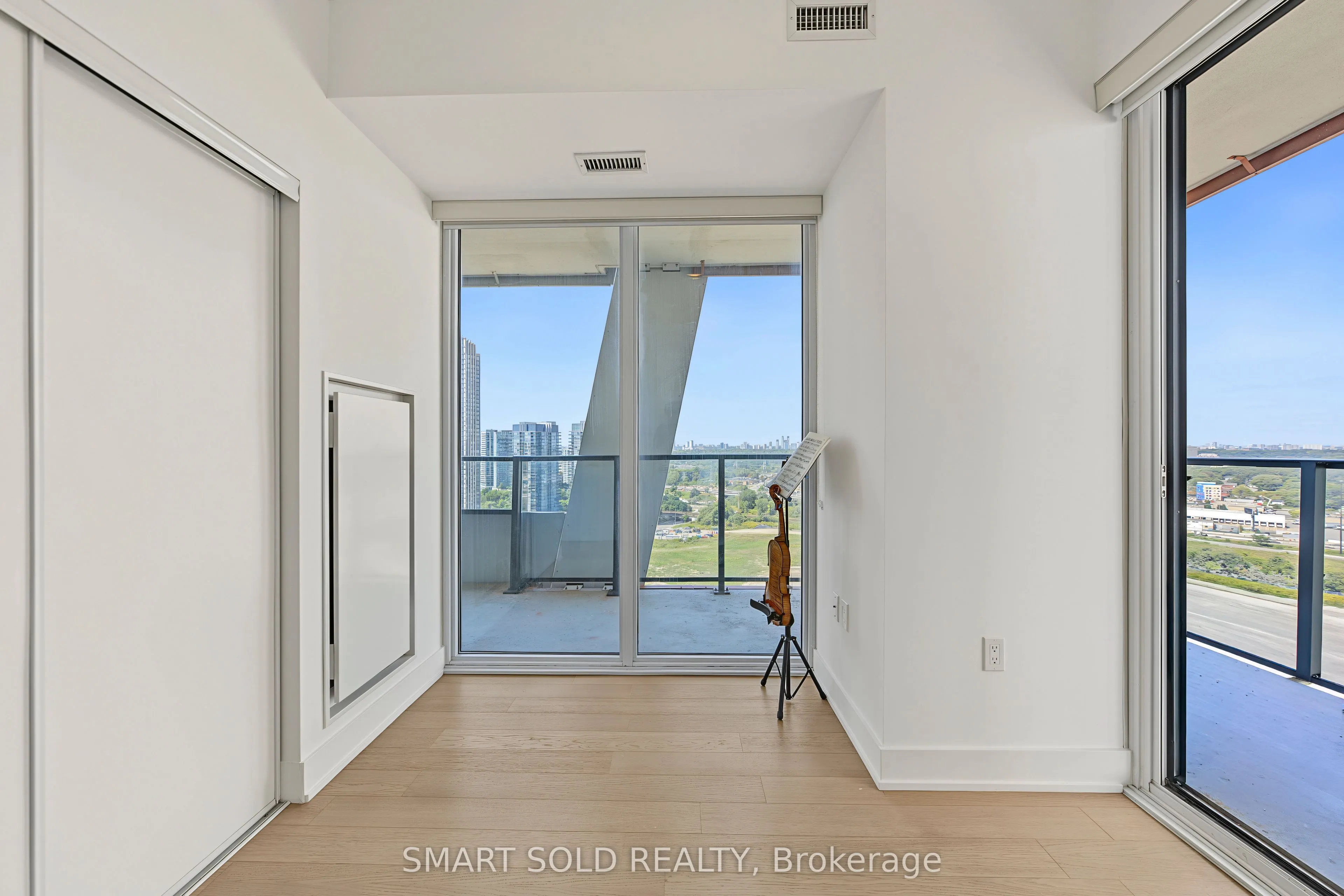 30 Shore Breeze Drive #2313