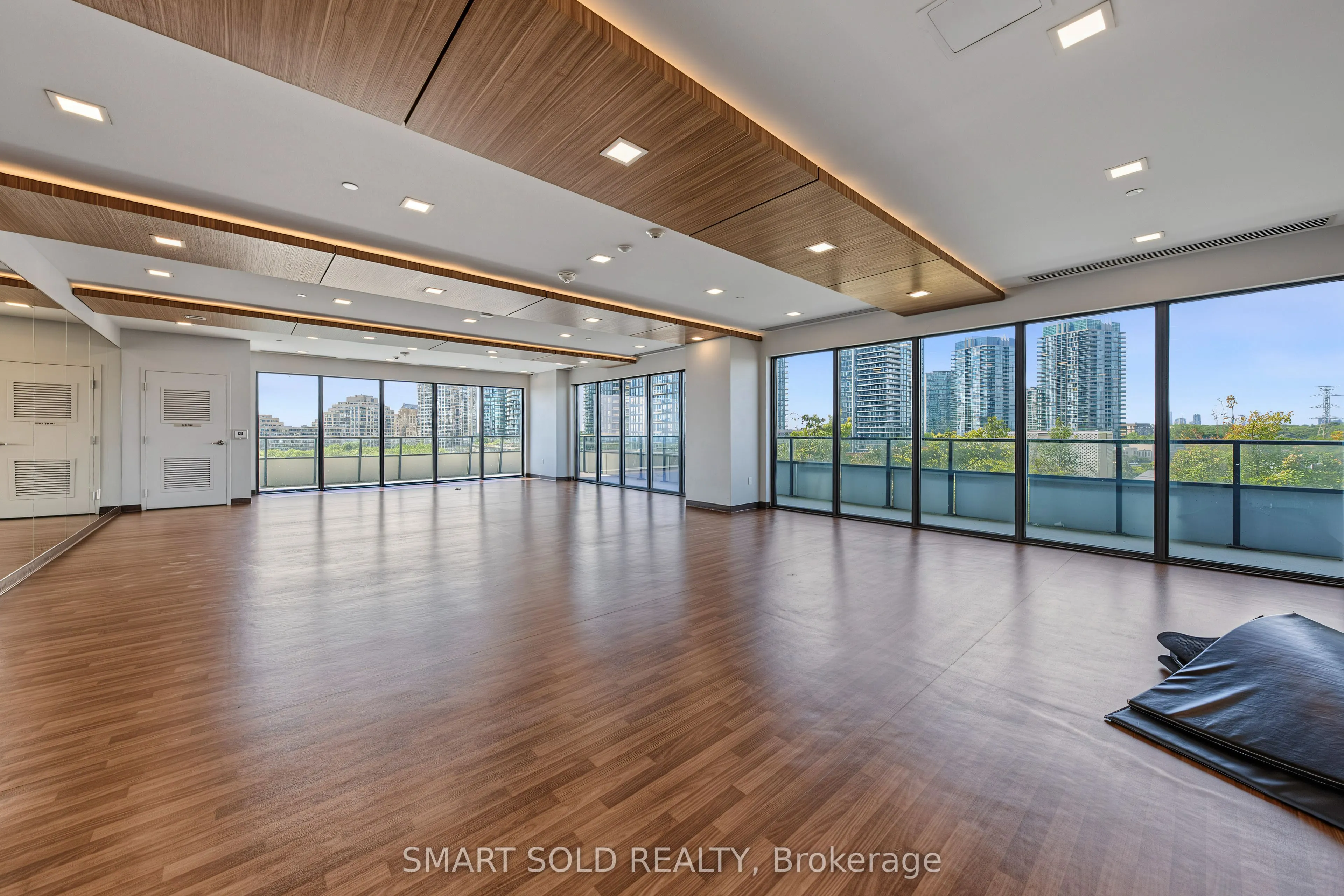 30 Shore Breeze Drive #2313
