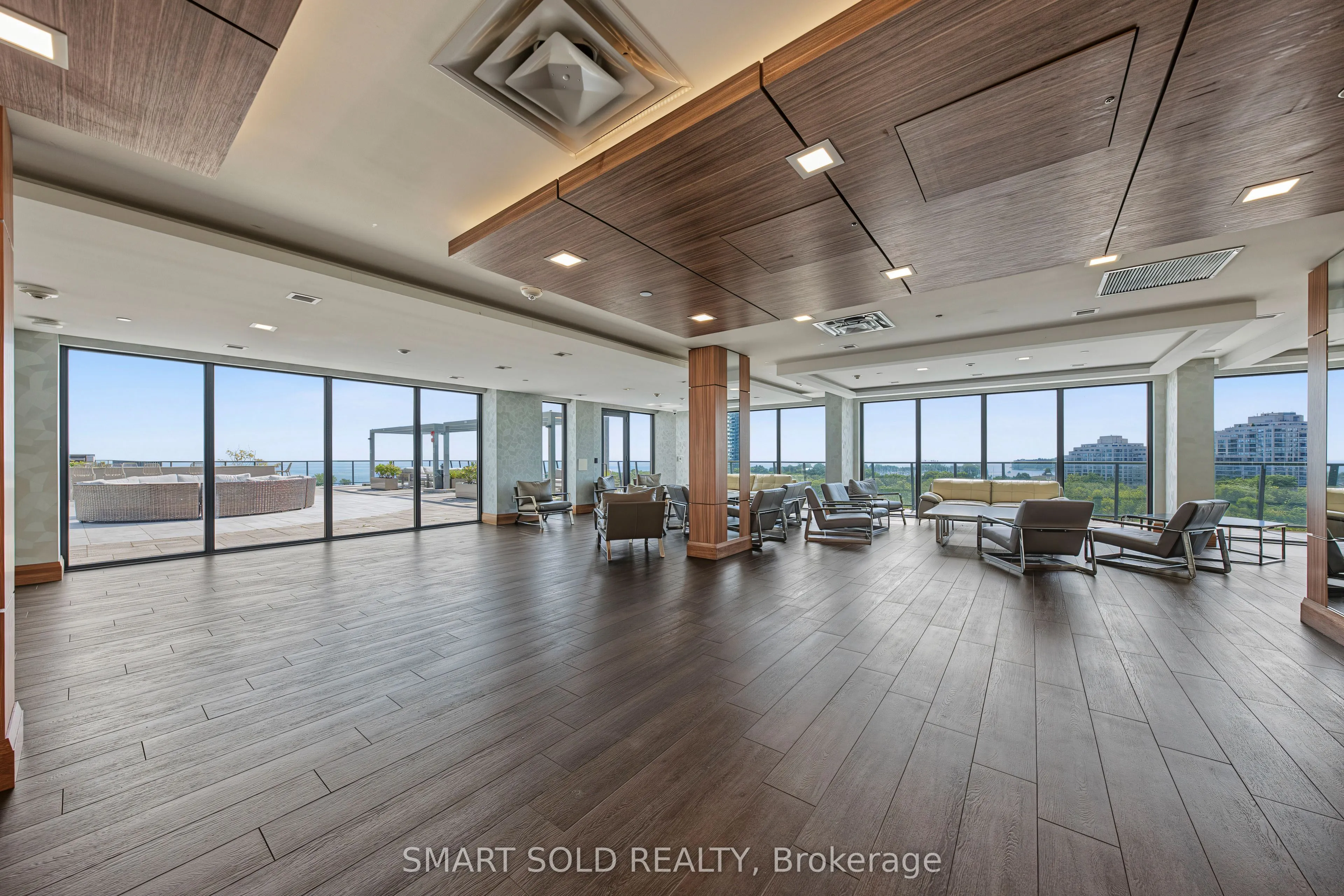 30 Shore Breeze Drive #2313