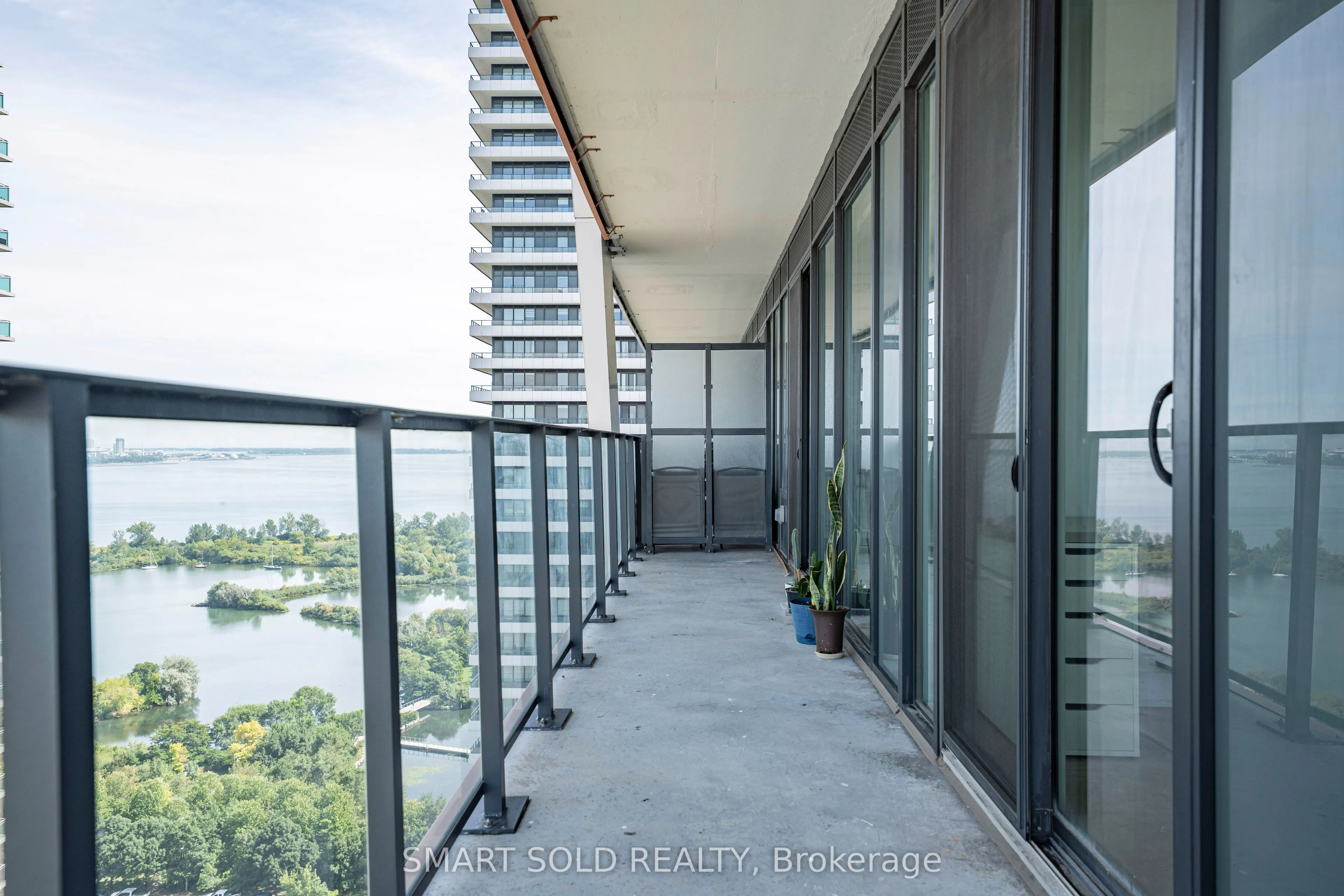 30 Shore Breeze Drive #2313