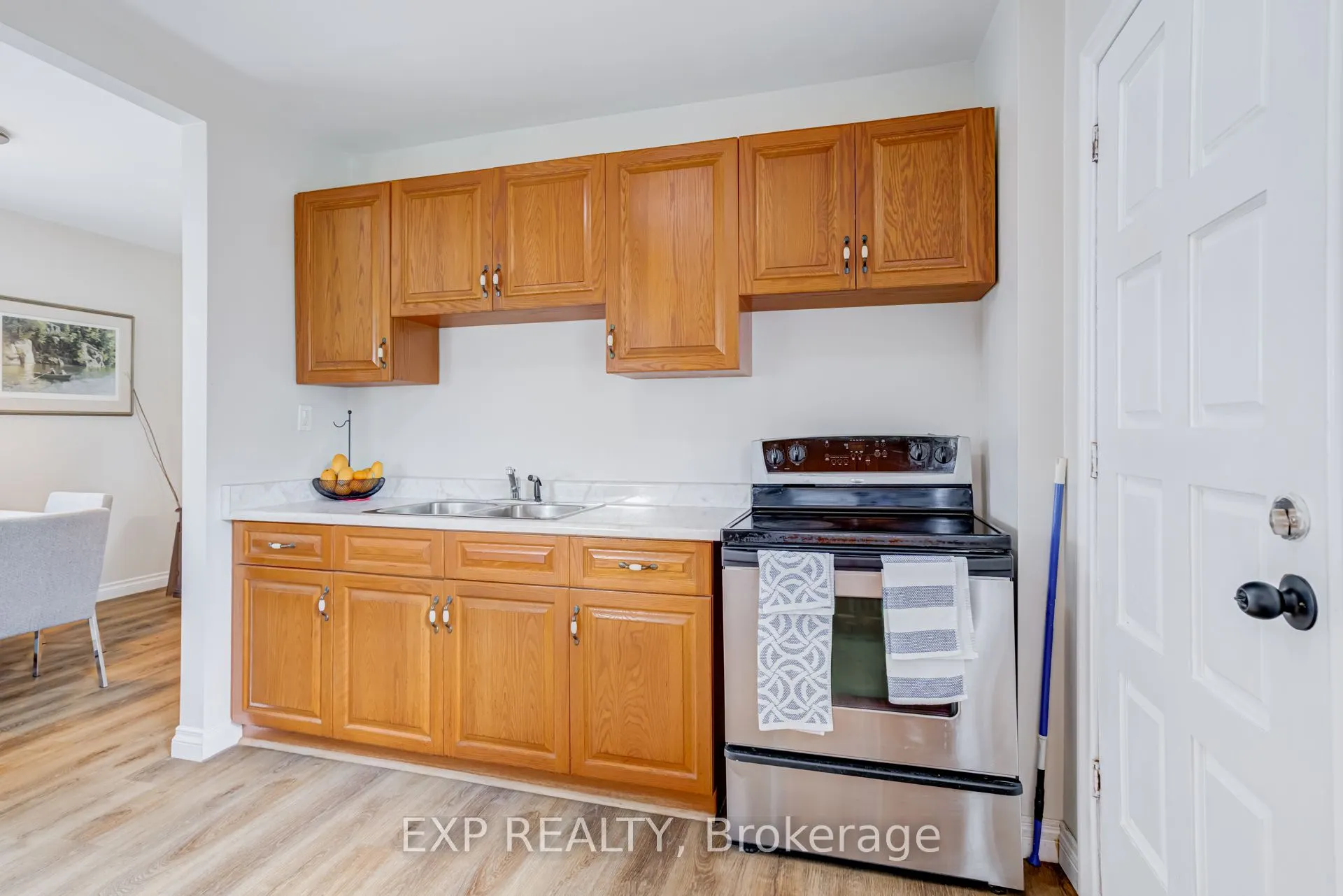5 Laxis Avenue