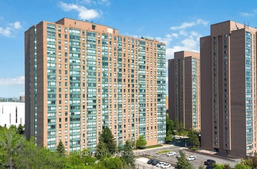 135 Hillcrest Avenue S #808
