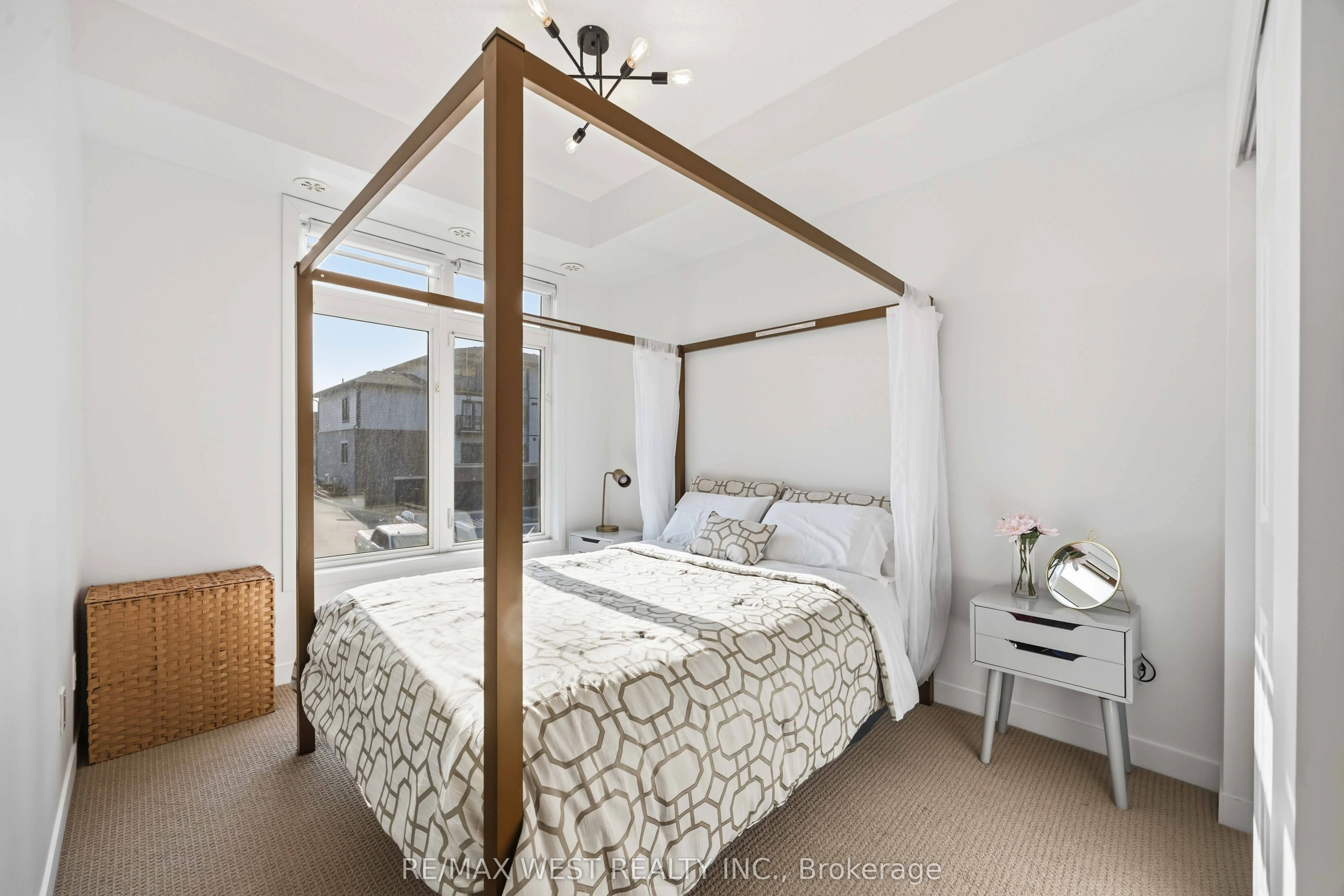 6 Bicknell Avenue #1