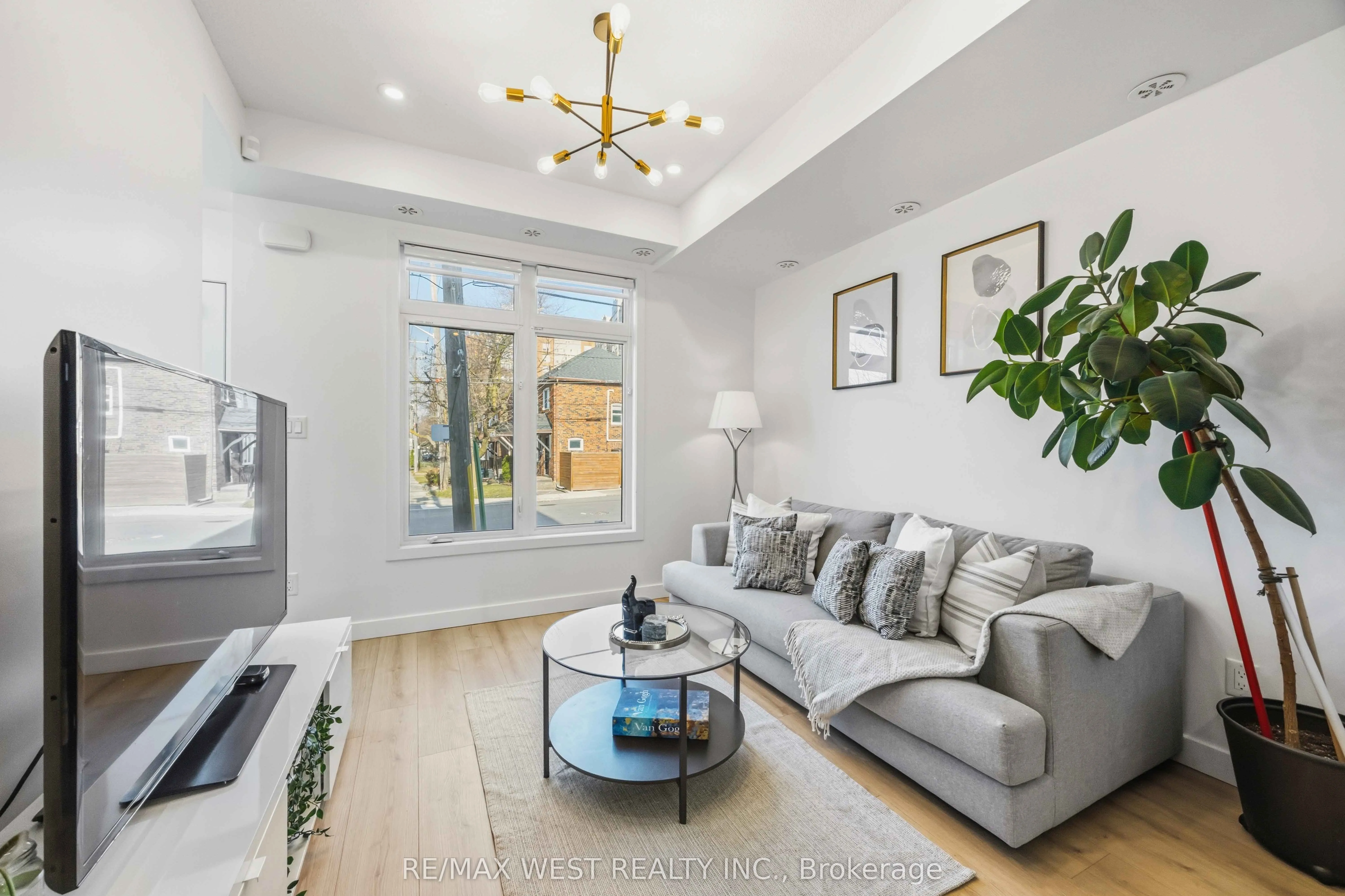 6 Bicknell Avenue #1