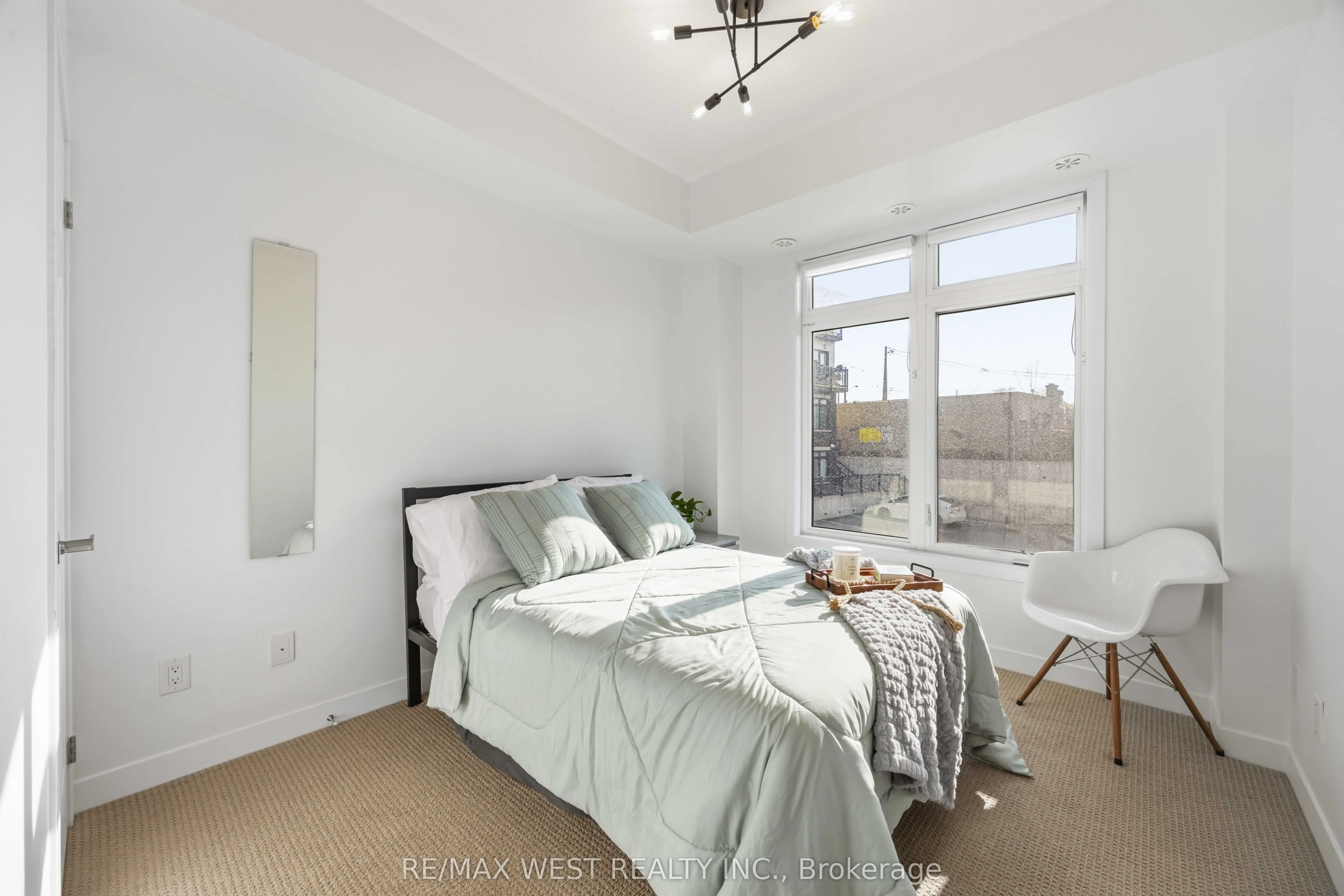 6 Bicknell Avenue #1