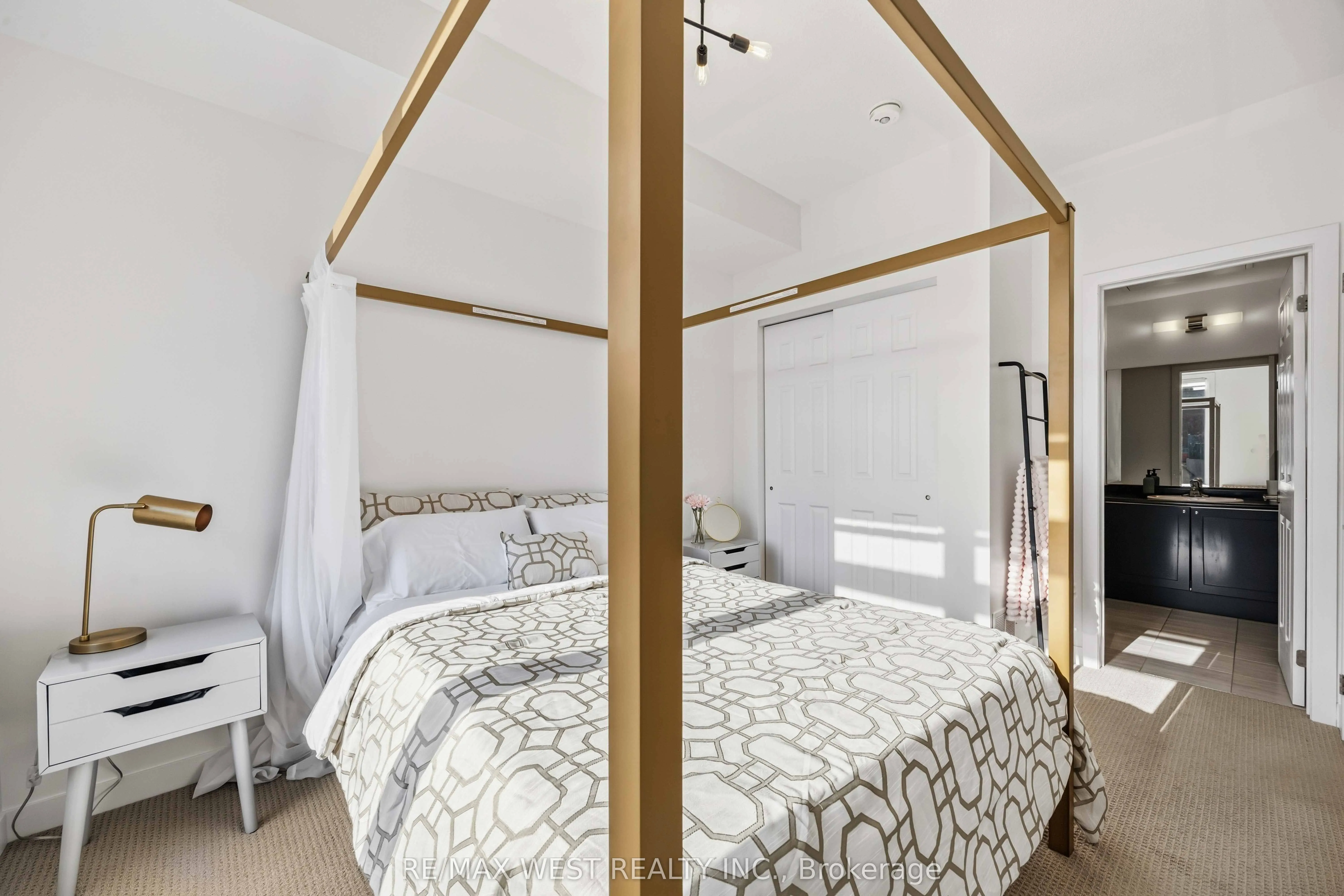 6 Bicknell Avenue #1