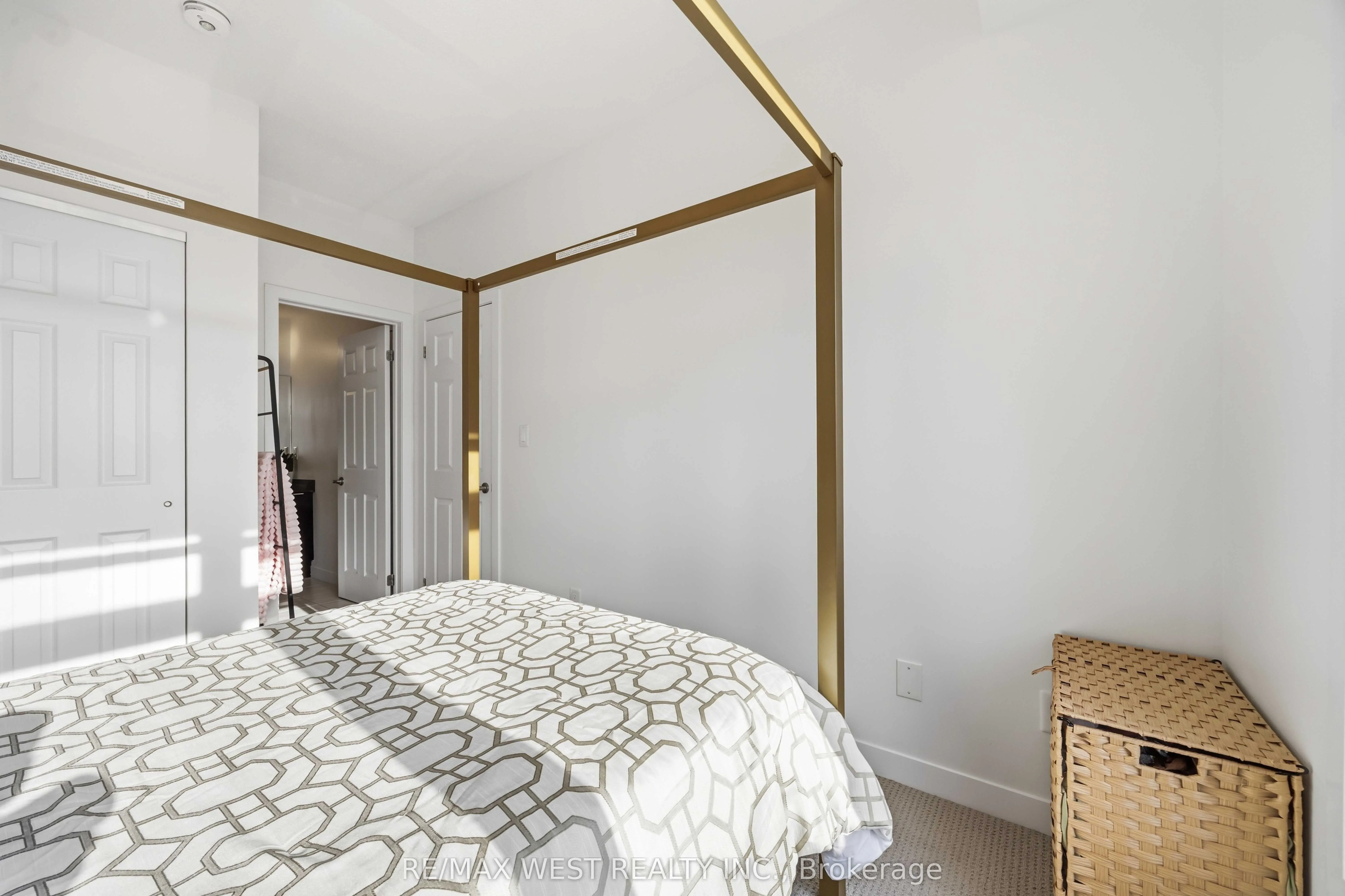 6 Bicknell Avenue #1