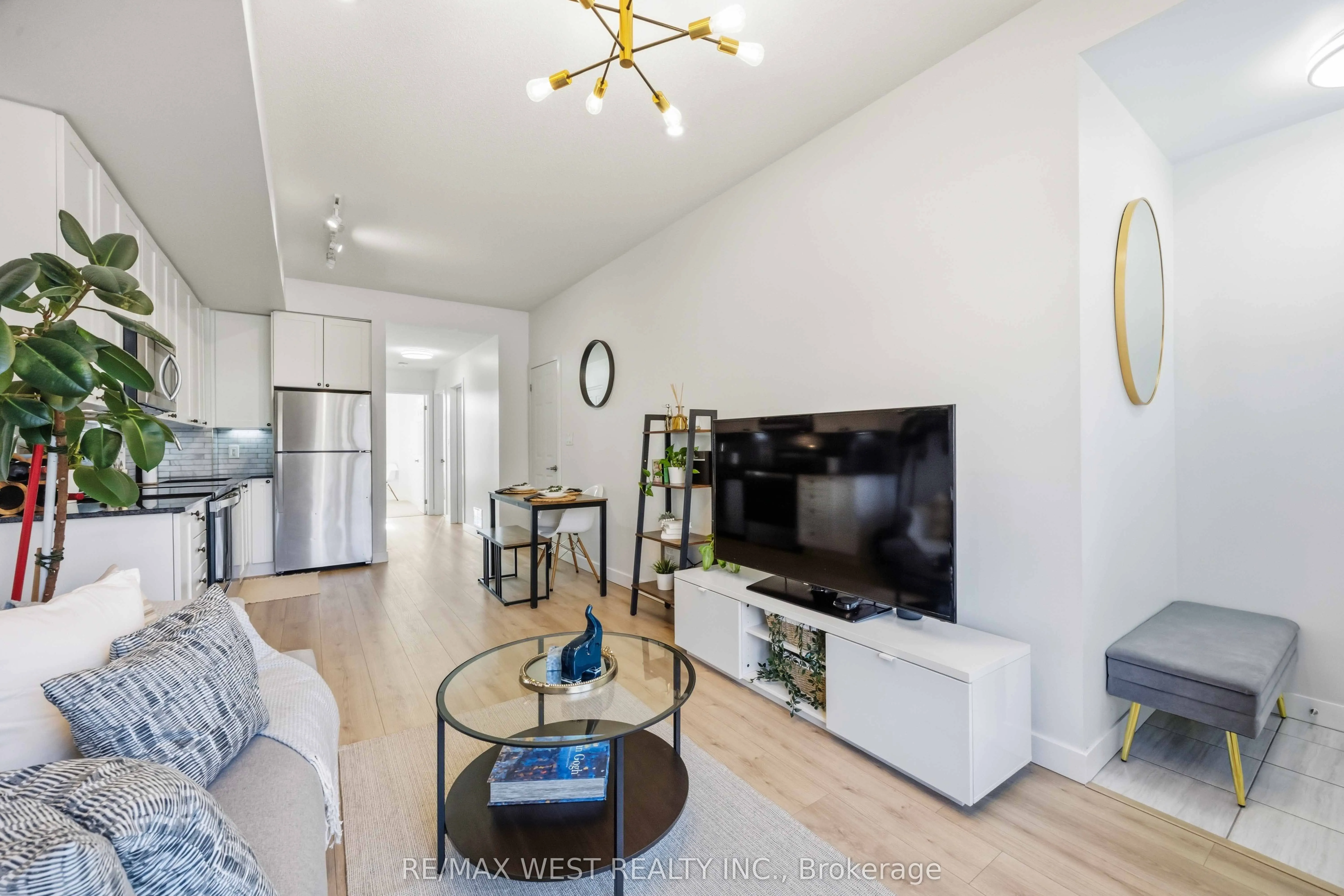 6 Bicknell Avenue #1