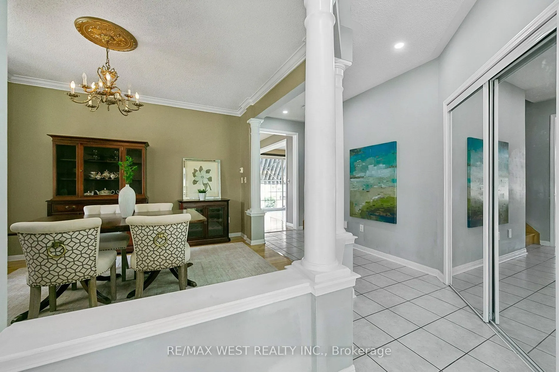 737 Turrell Crescent