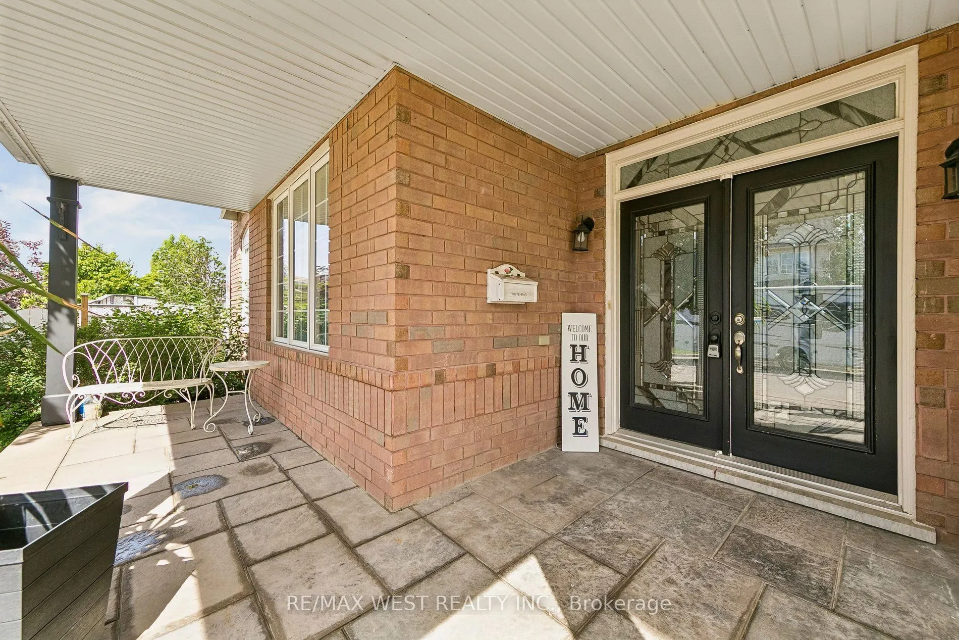 737 Turrell Crescent