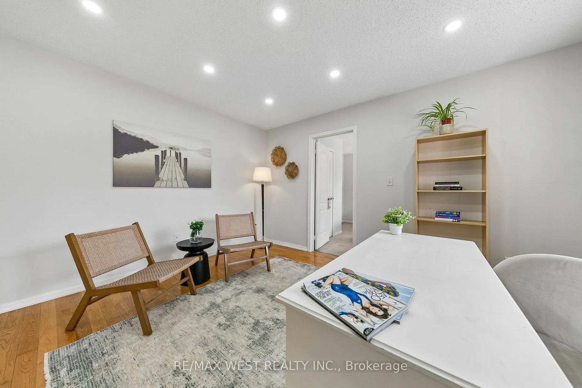 737 Turrell Crescent