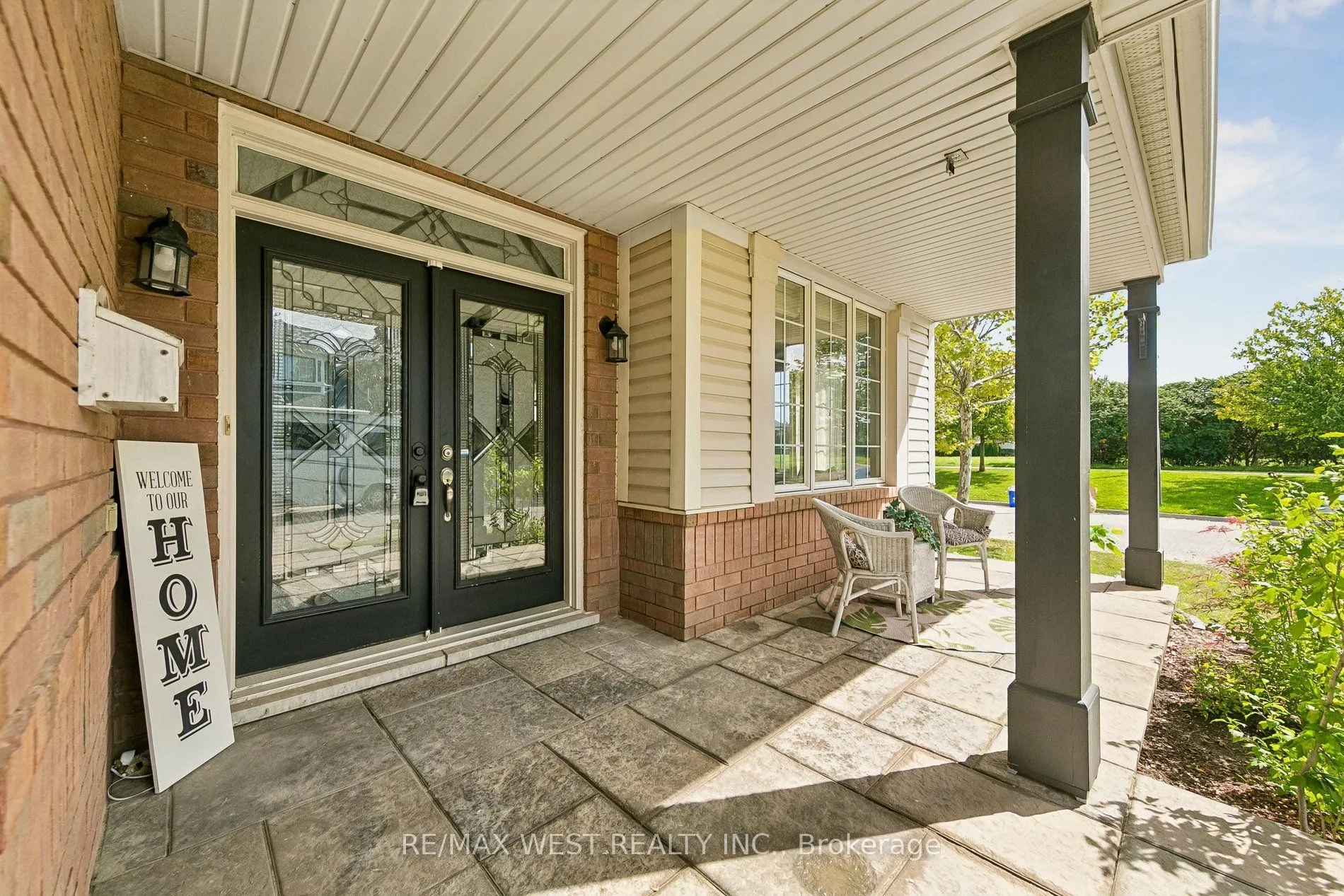 737 Turrell Crescent