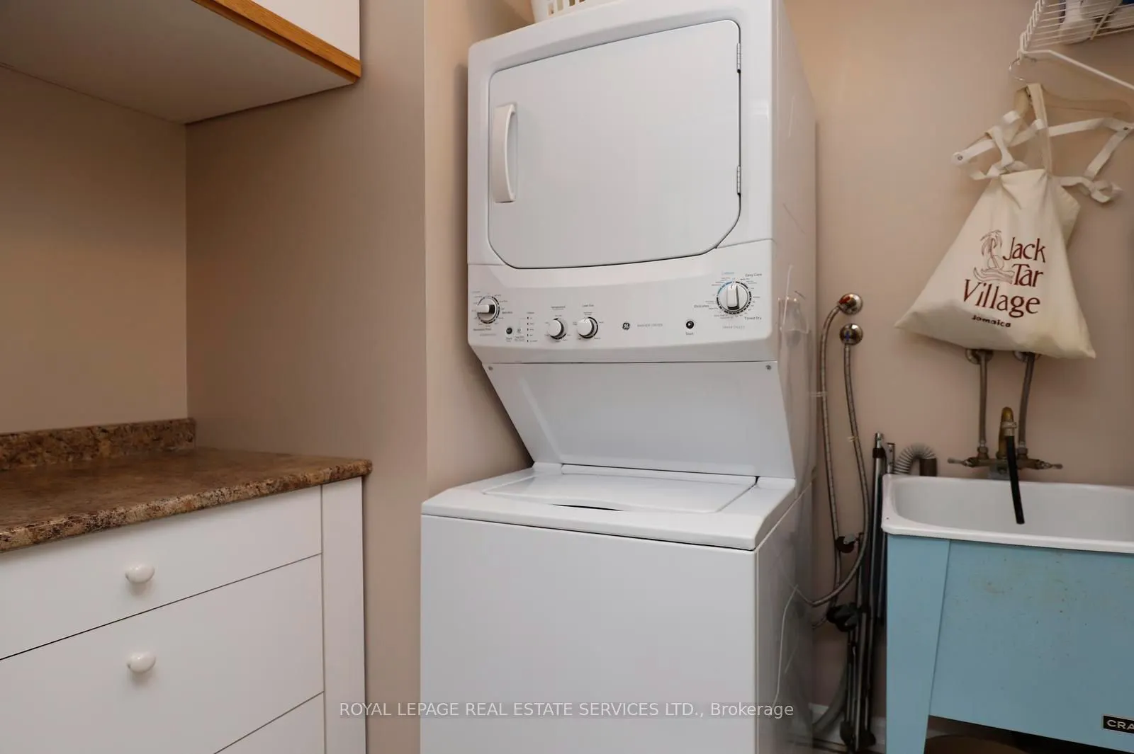 965 Inverhouse Drive #1103
